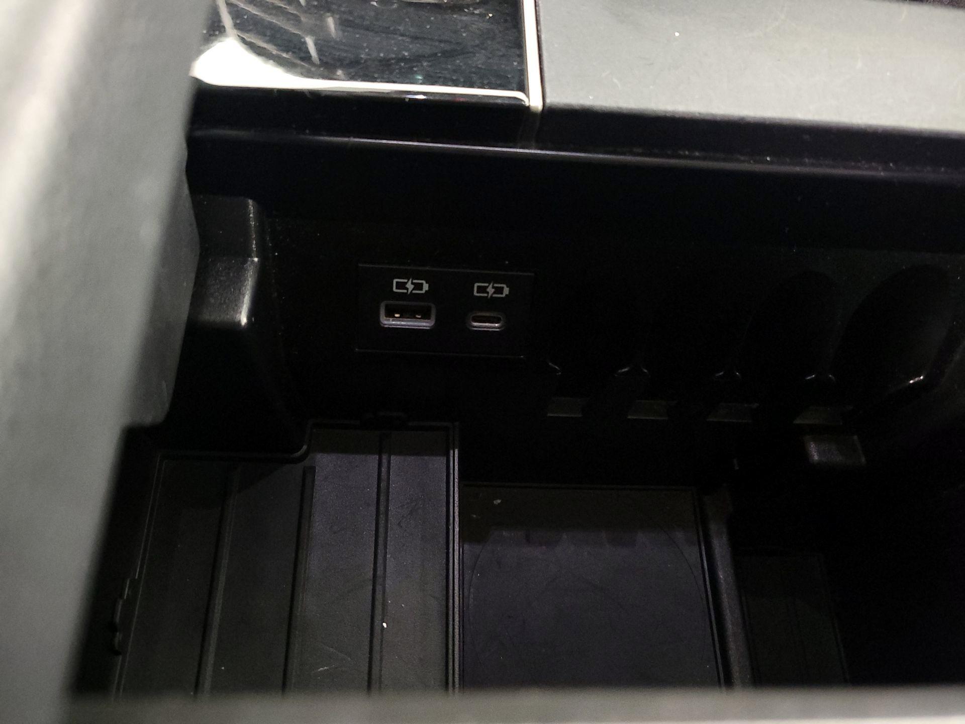 Thumbnail: 2023 Toyota Tundra - 18