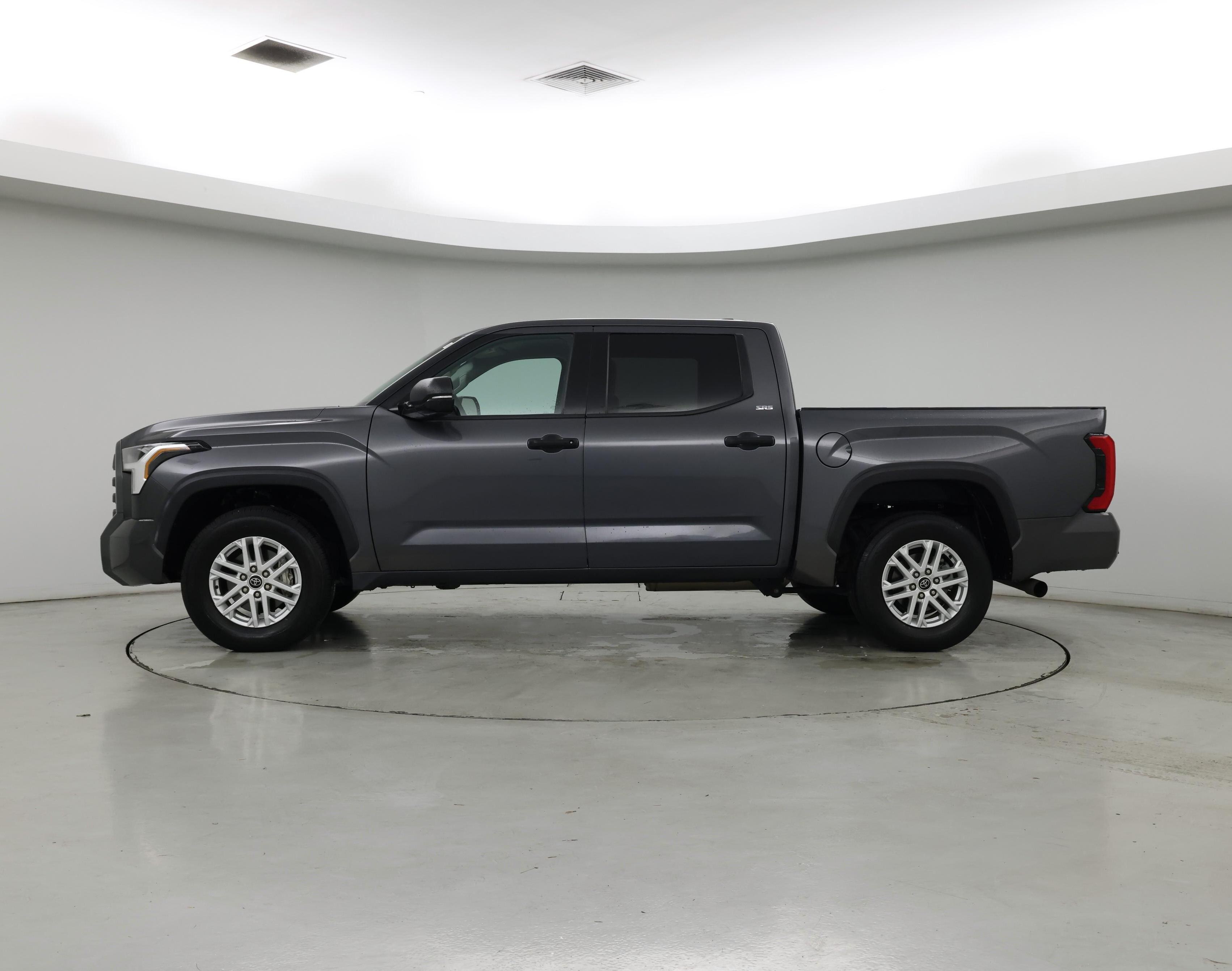 Thumbnail: 2023 Toyota Tundra - 3