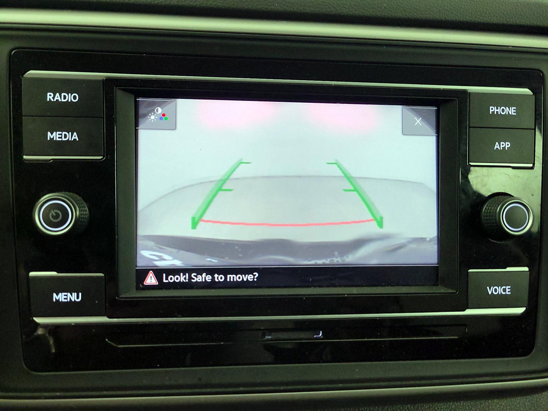 Thumbnail: 2021 Volkswagen Atlas - 14