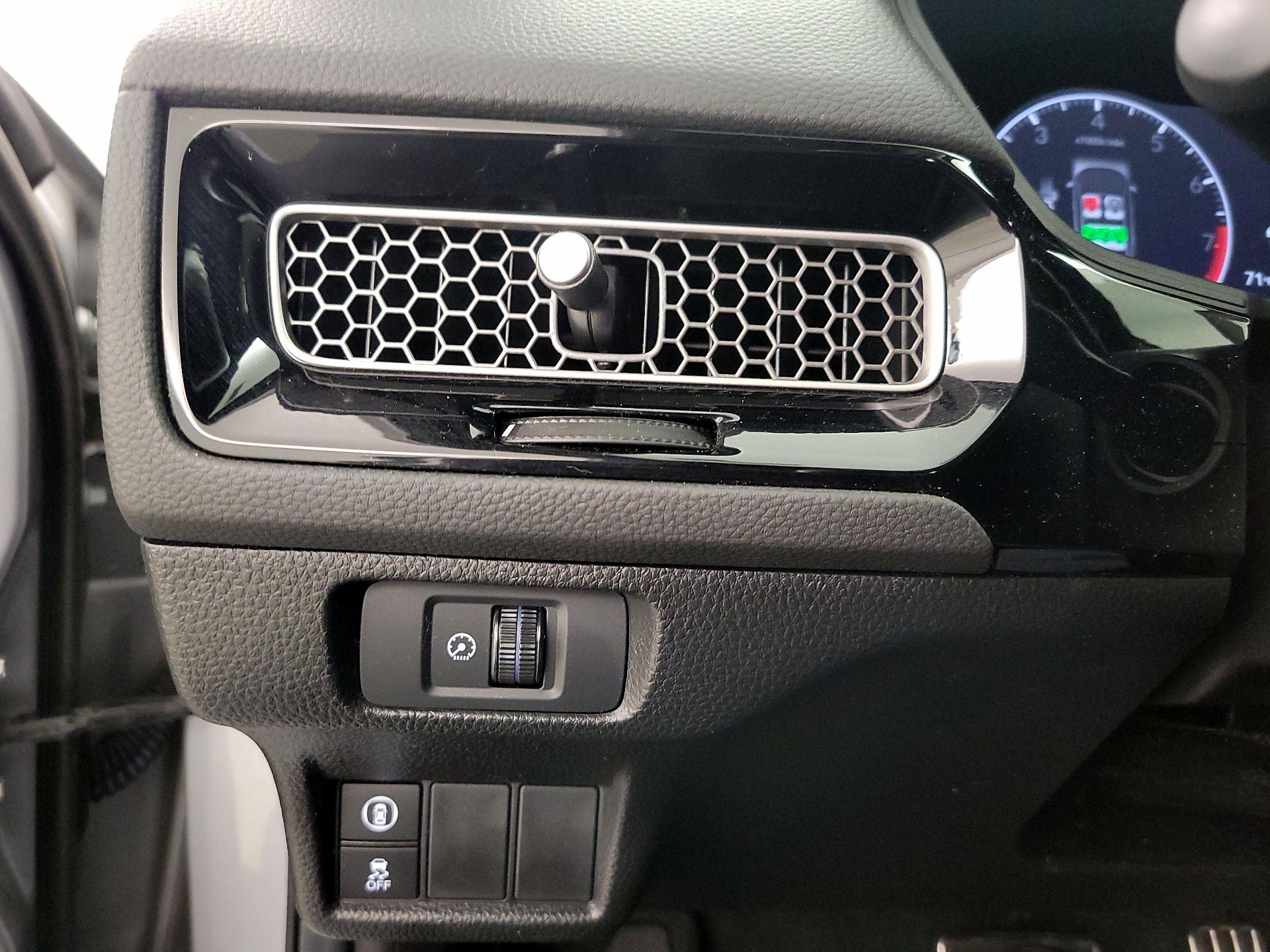 Thumbnail: 2024 Honda Civic - 13