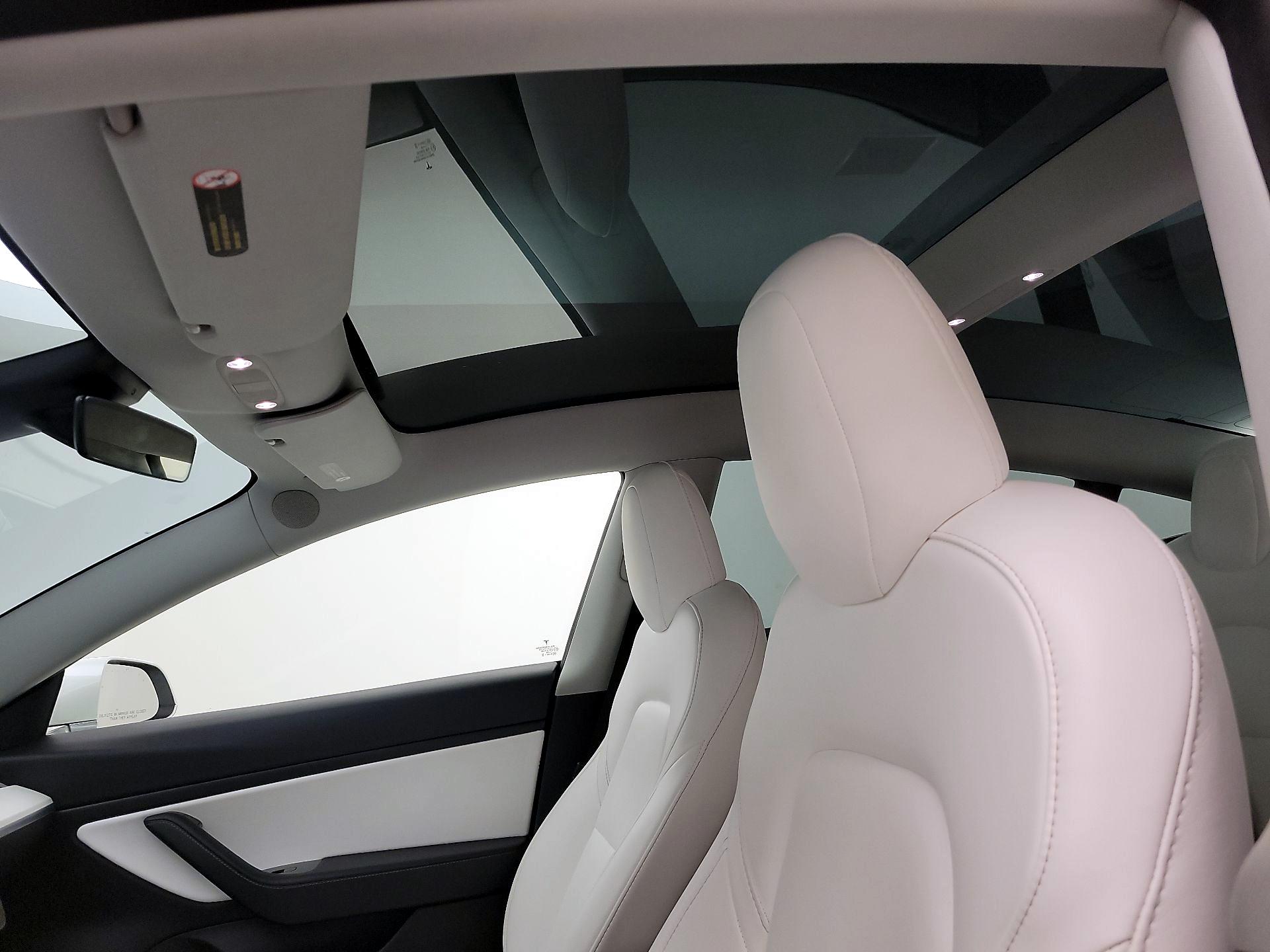 Thumbnail: 2020 Tesla Model 3 - 18