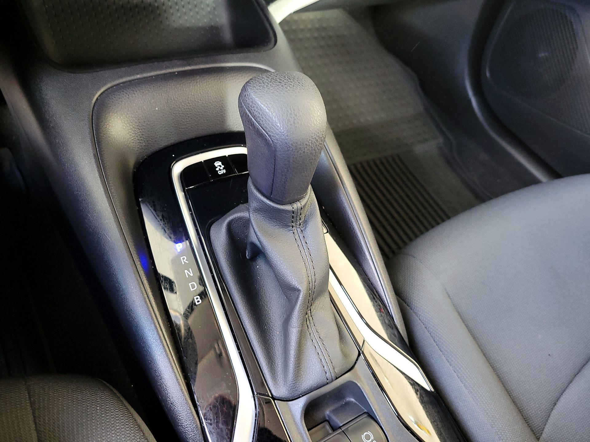 Thumbnail: 2022 Toyota Corolla - 17