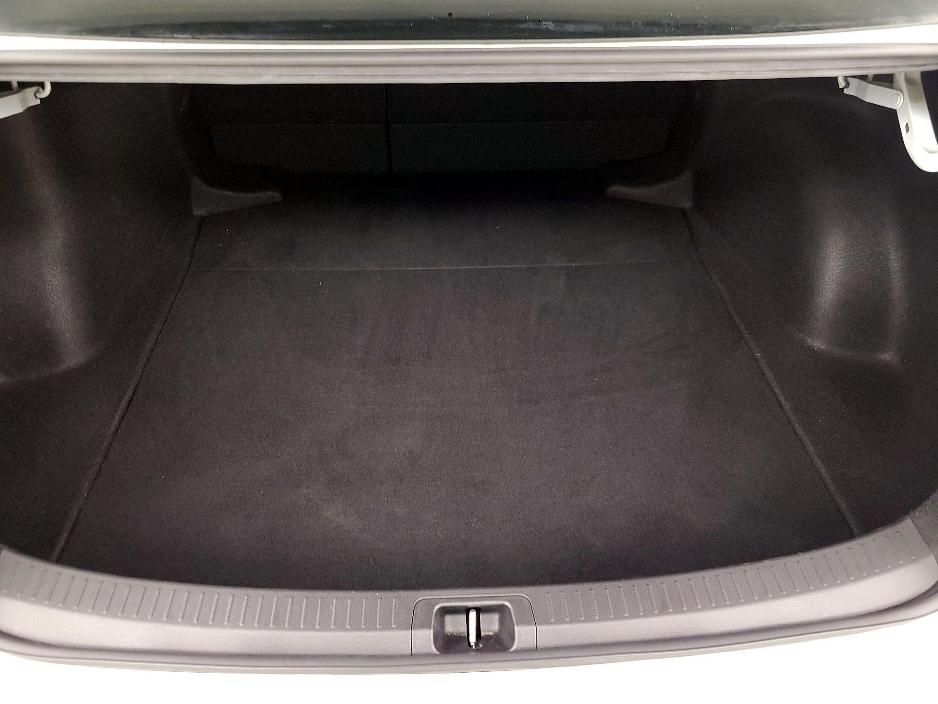 Thumbnail: 2022 Toyota Corolla - 20