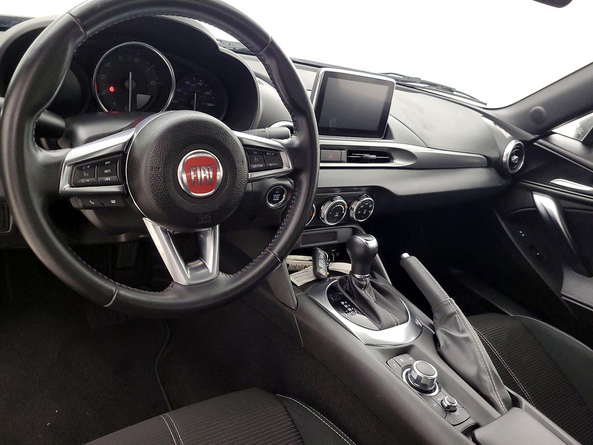 Thumbnail: 2020 Fiat 124 Spider - 9