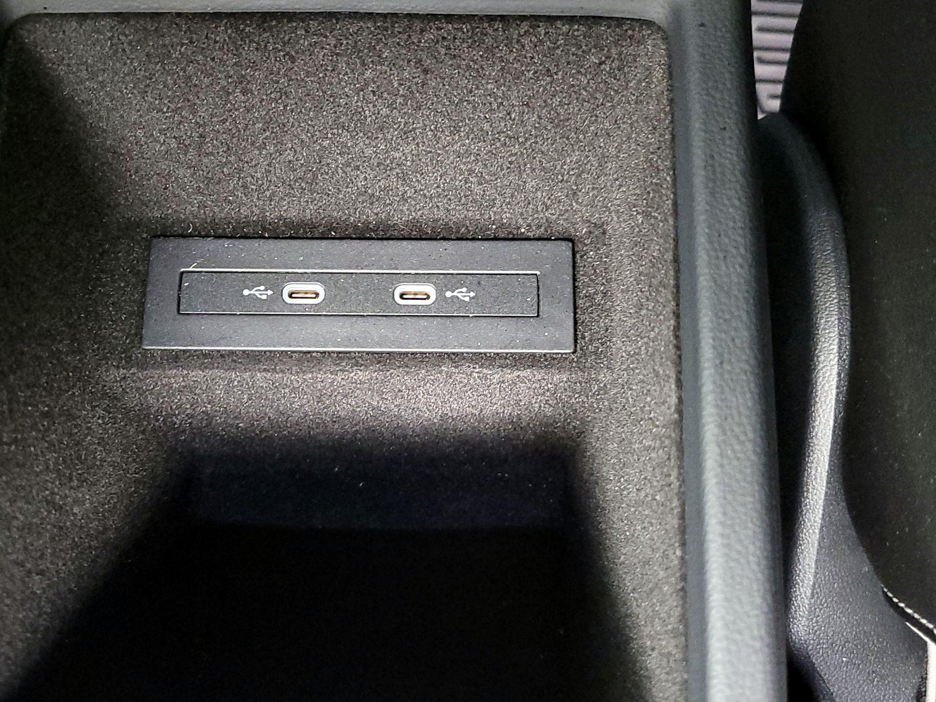 Thumbnail: 2022 Volkswagen Arteon - 19