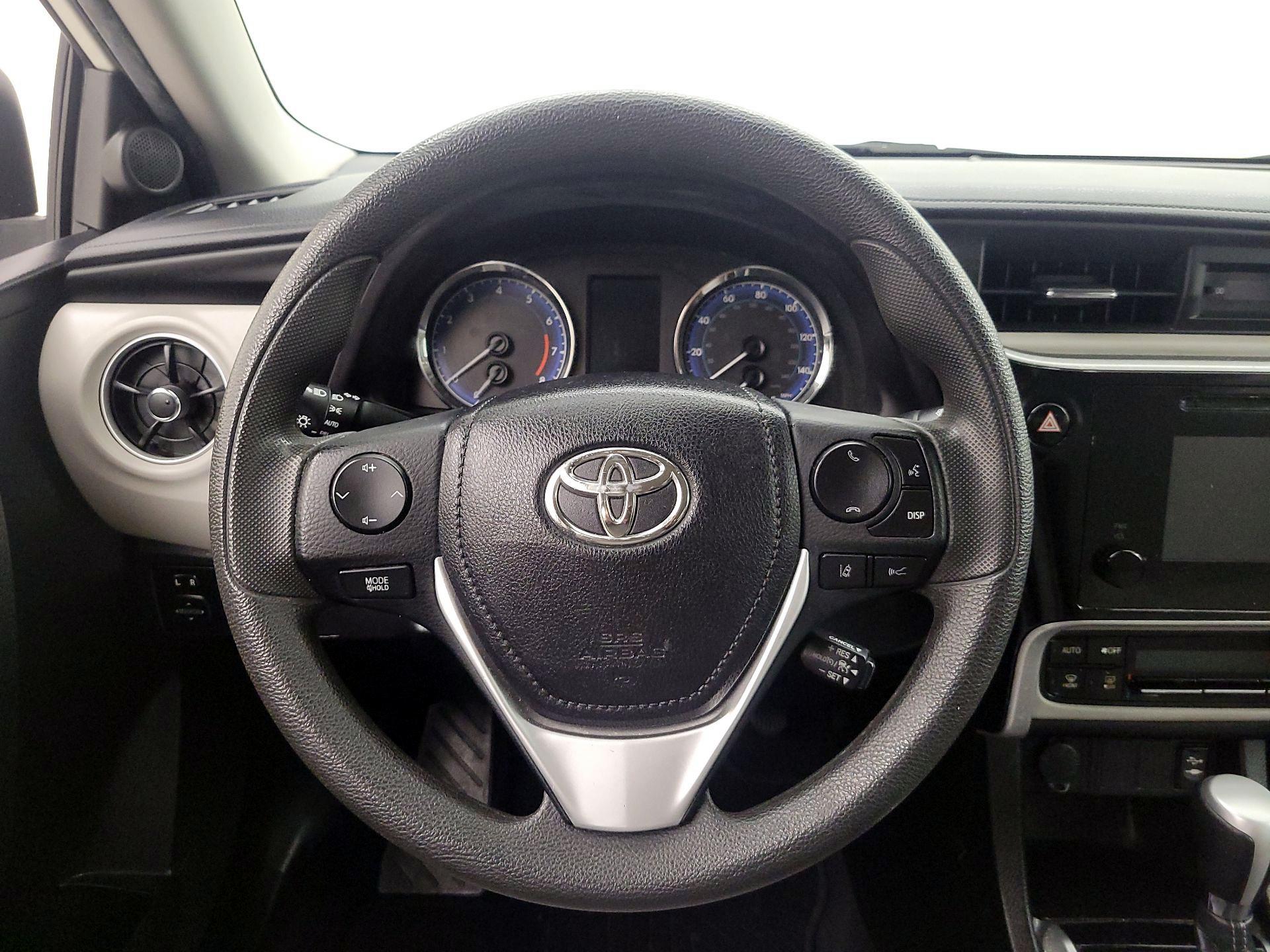 Thumbnail: 2019 Toyota Corolla - 10