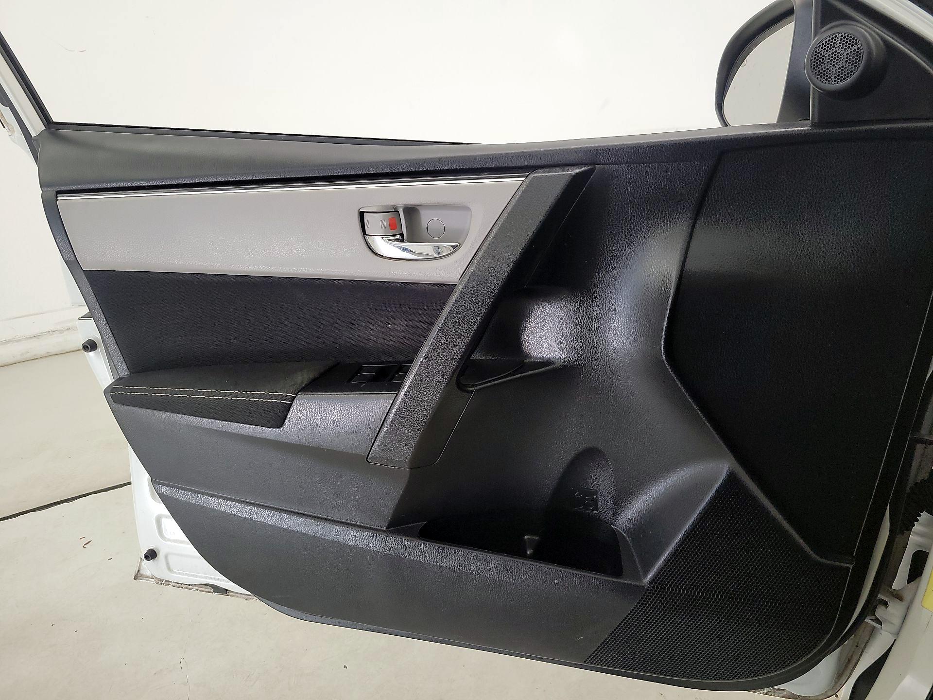 Thumbnail: 2019 Toyota Corolla - 12