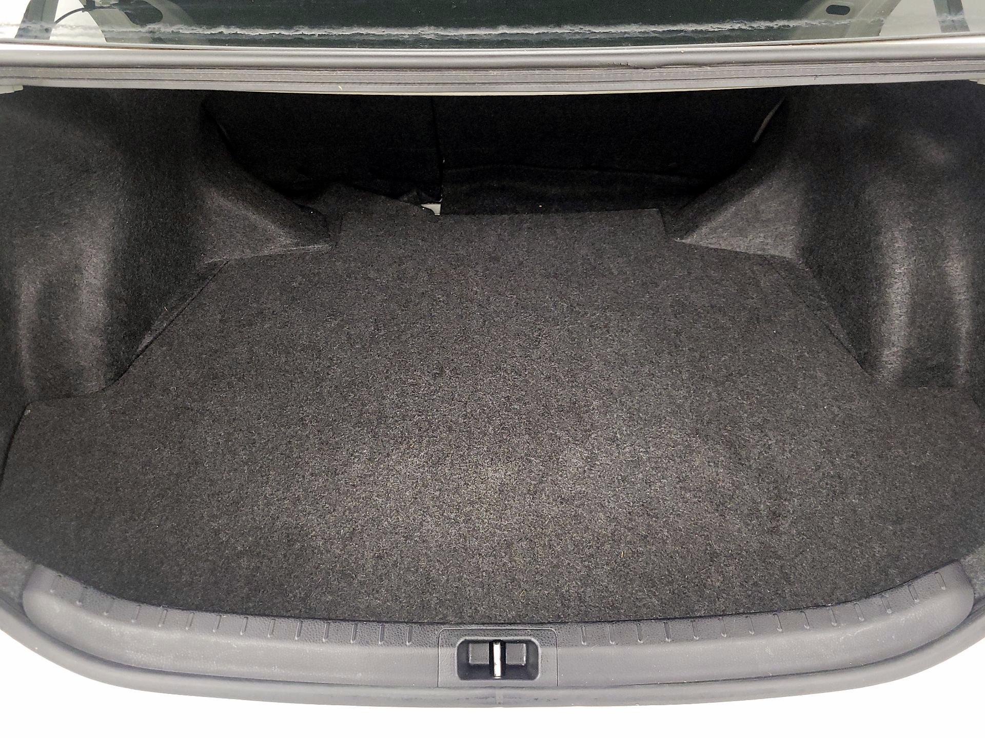 Thumbnail: 2019 Toyota Corolla - 20