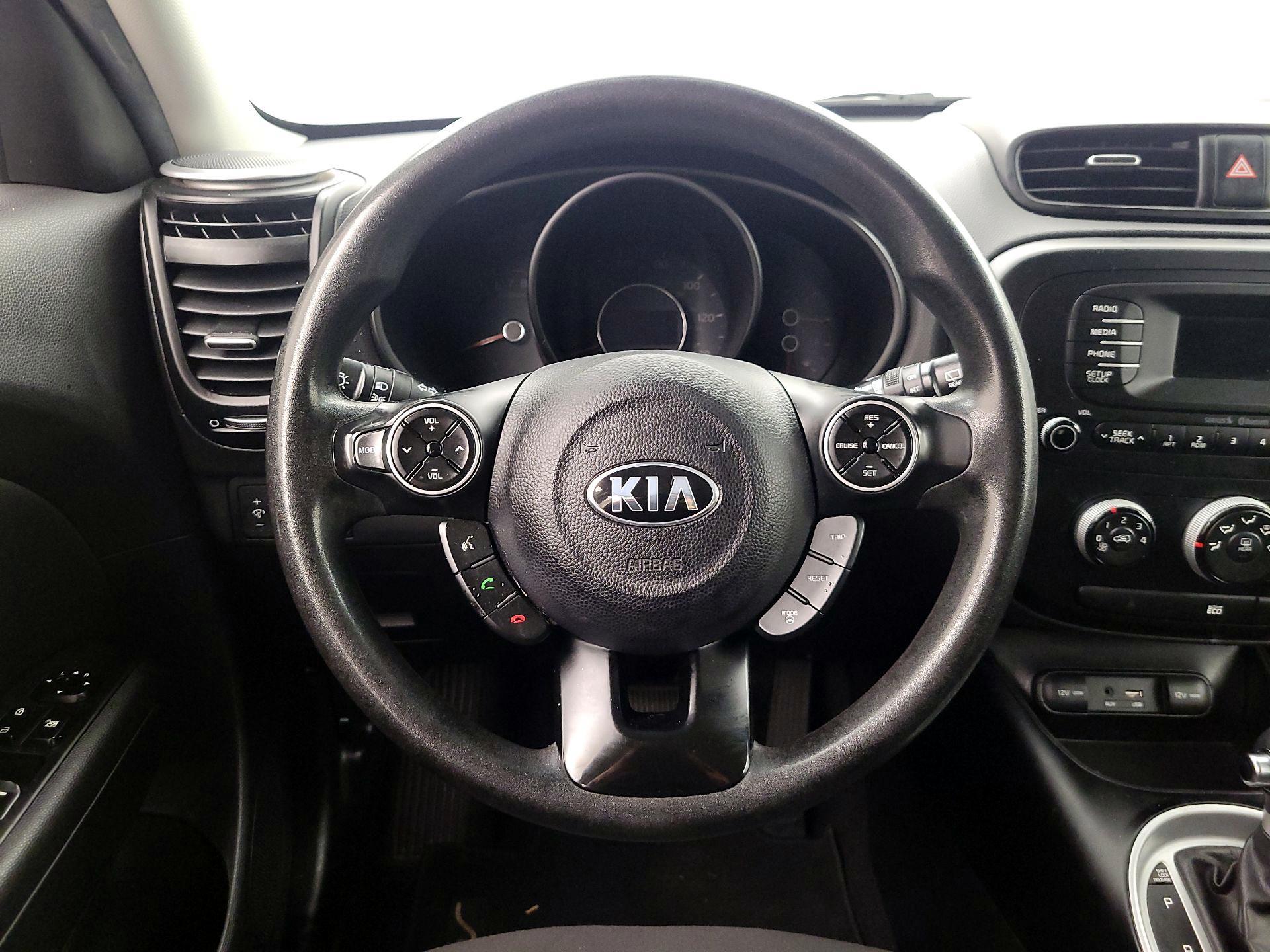 Thumbnail: 2015 Kia Soul - 10