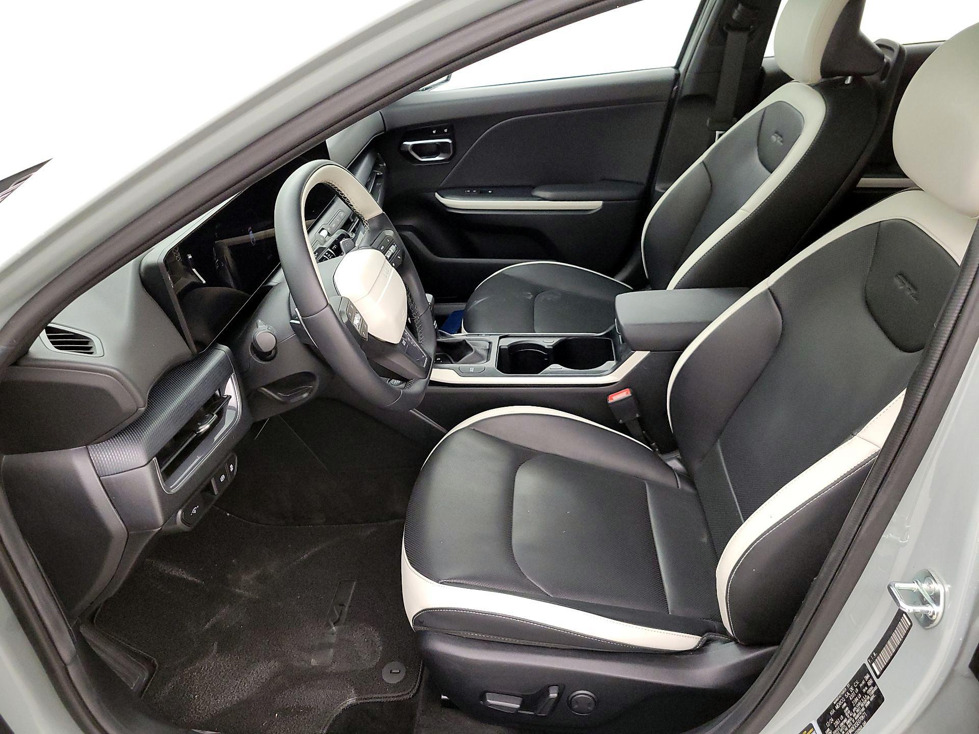 Thumbnail: 2025 Kia K4 - 11