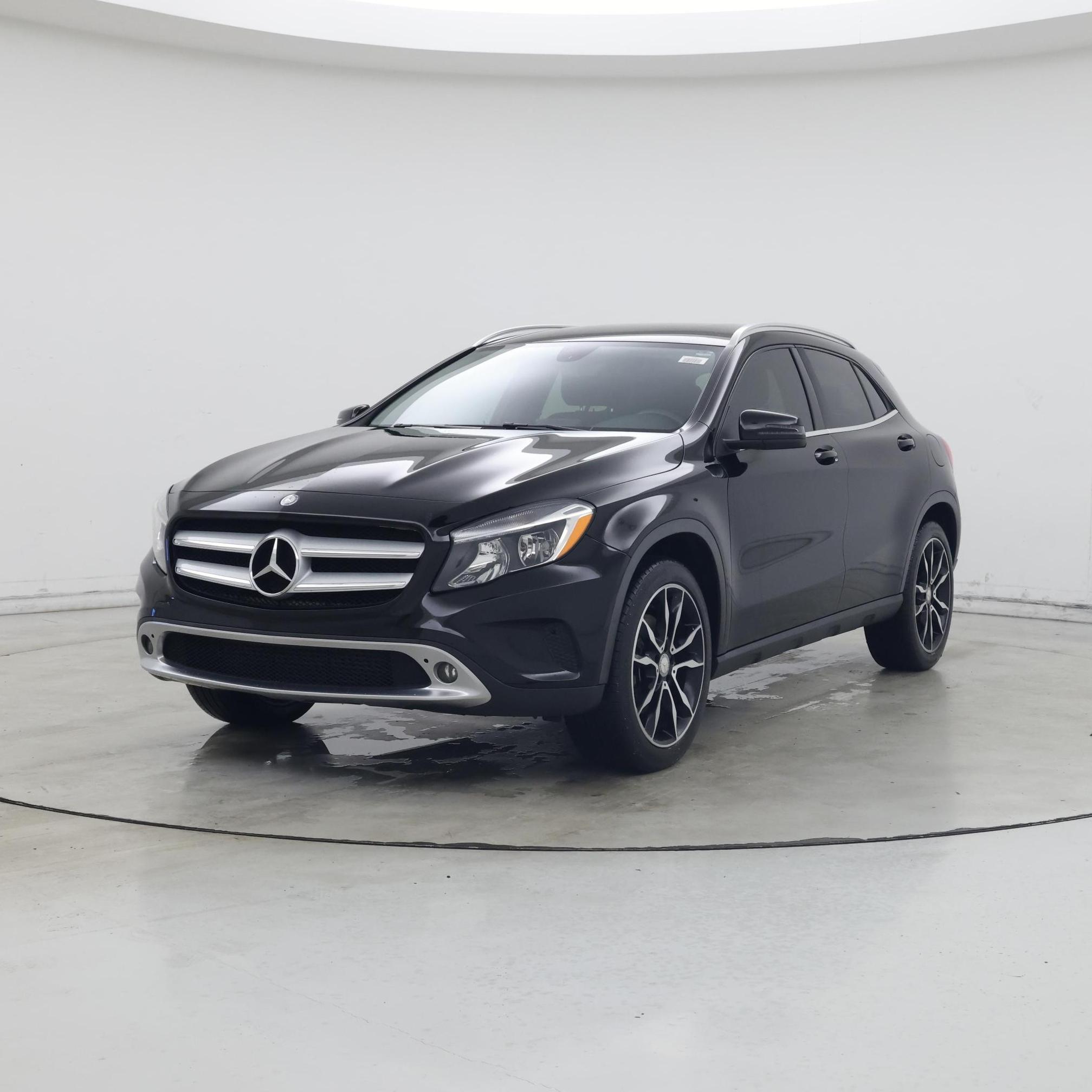 Thumbnail: 2015 Mercedes-Benz GLA - 4