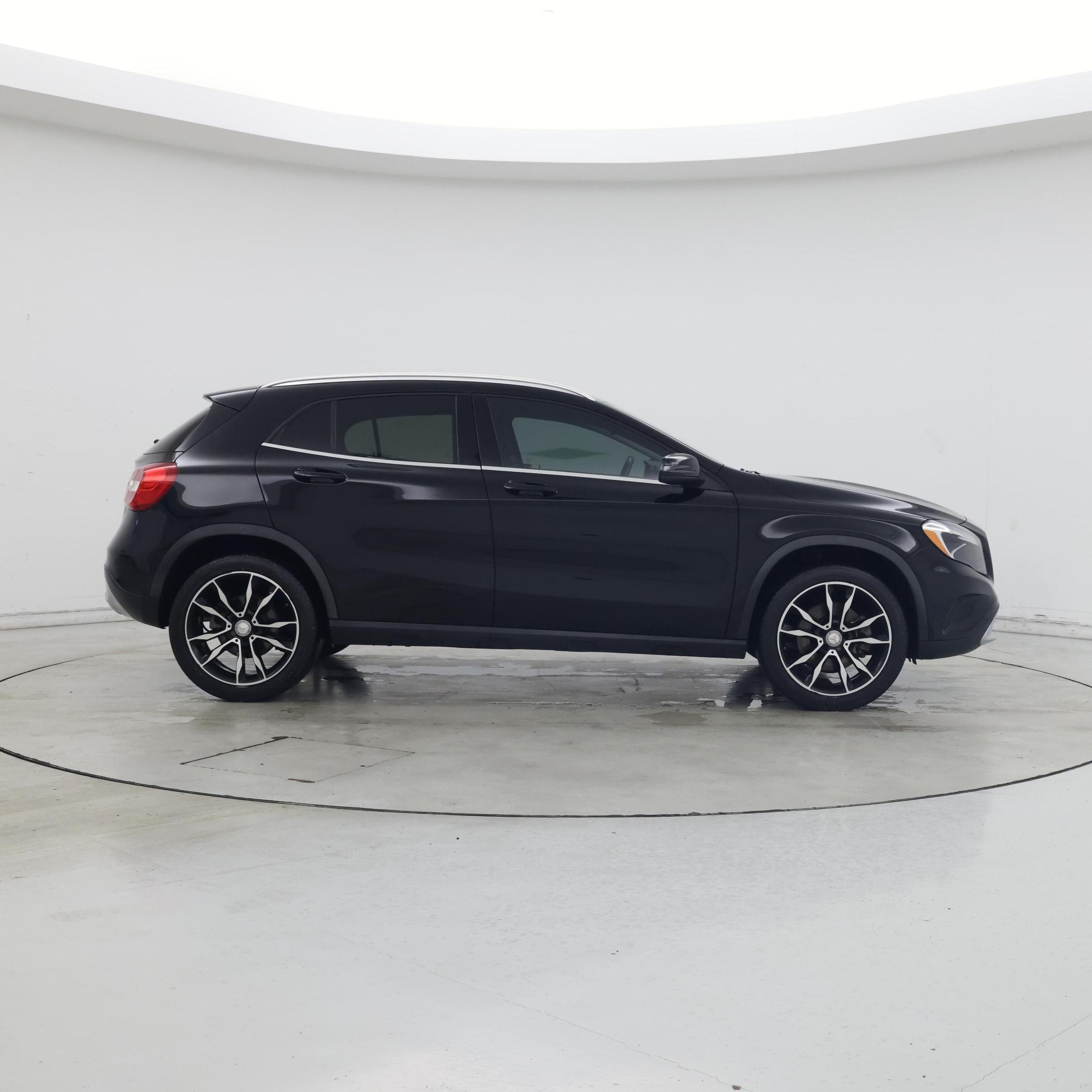 Thumbnail: 2015 Mercedes-Benz GLA - 7
