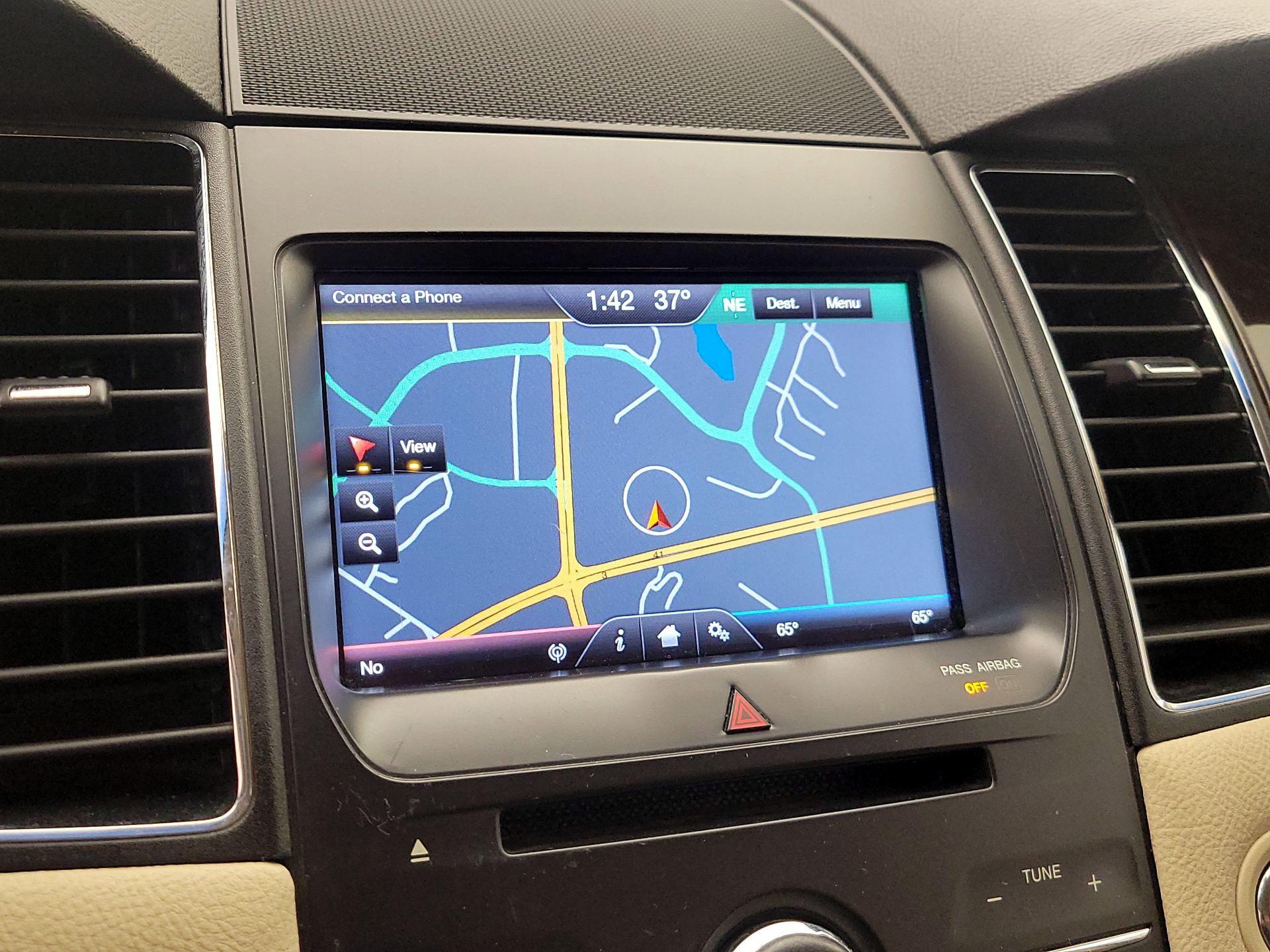 Thumbnail: 2014 Ford Taurus - 14