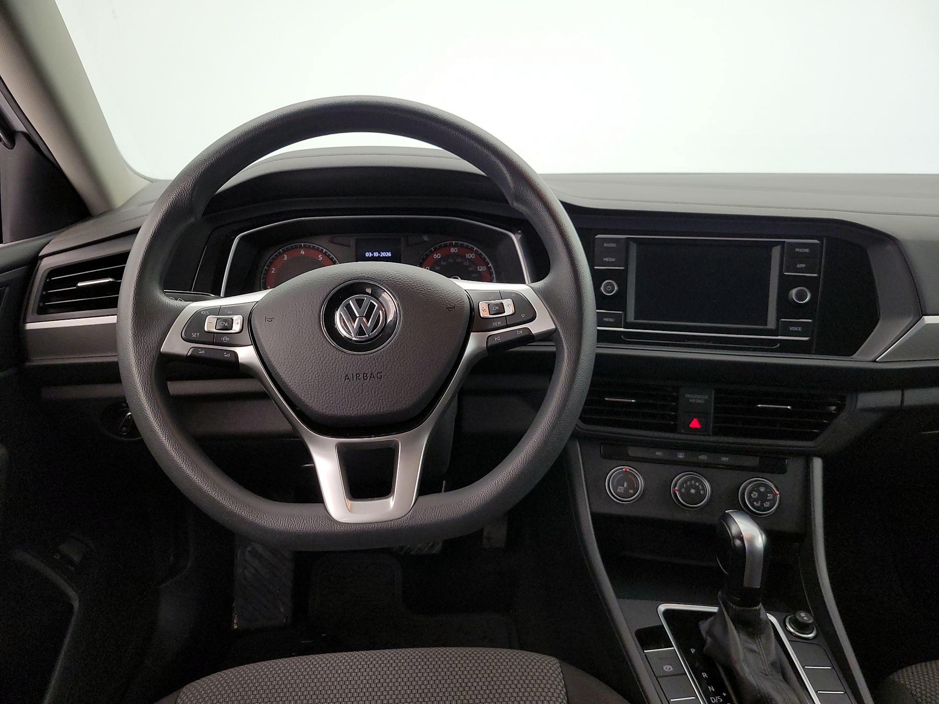 Thumbnail: 2021 Volkswagen Jetta - 10