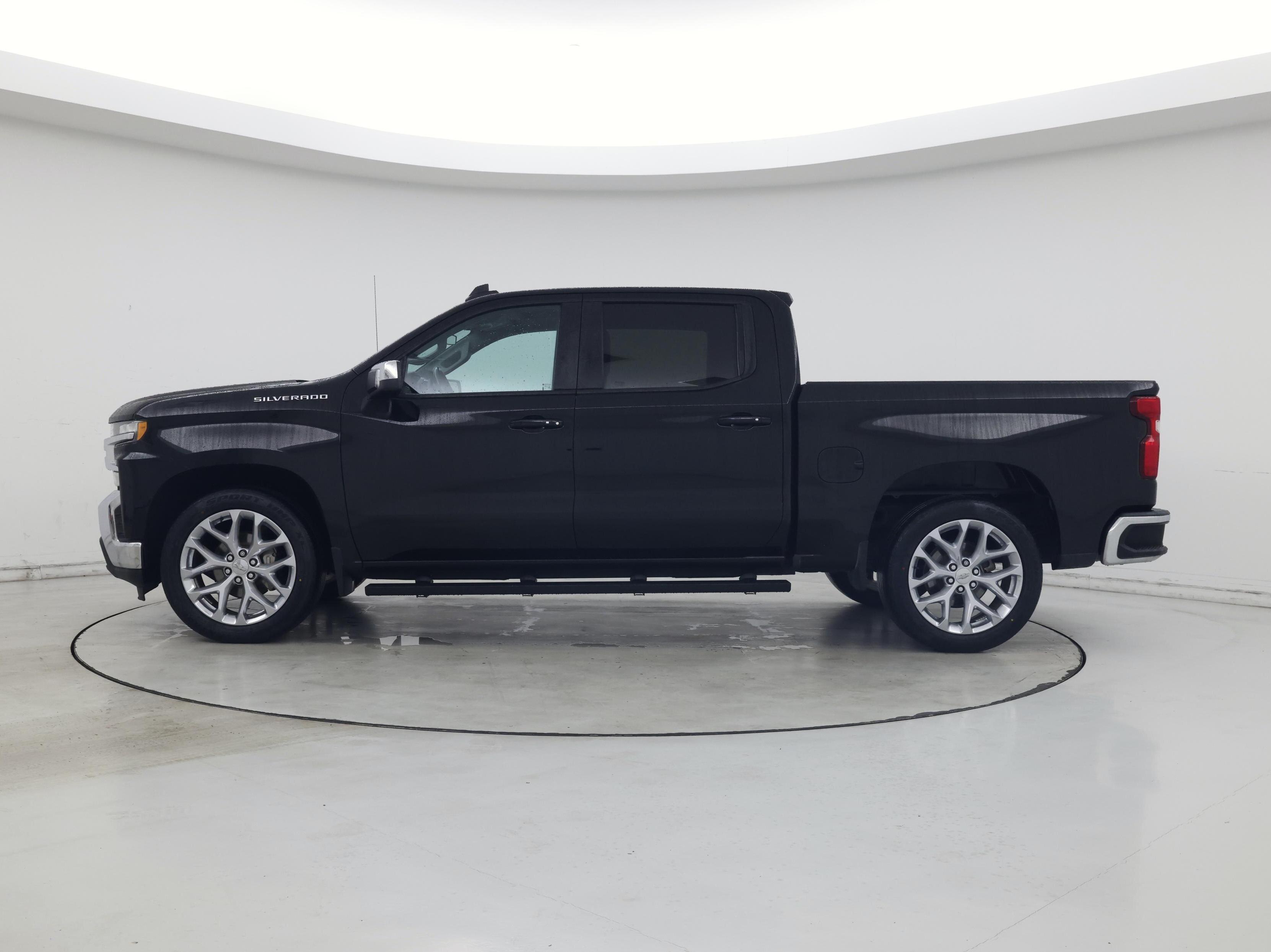 Thumbnail: 2019 Chevrolet Silverado 1500 - 3