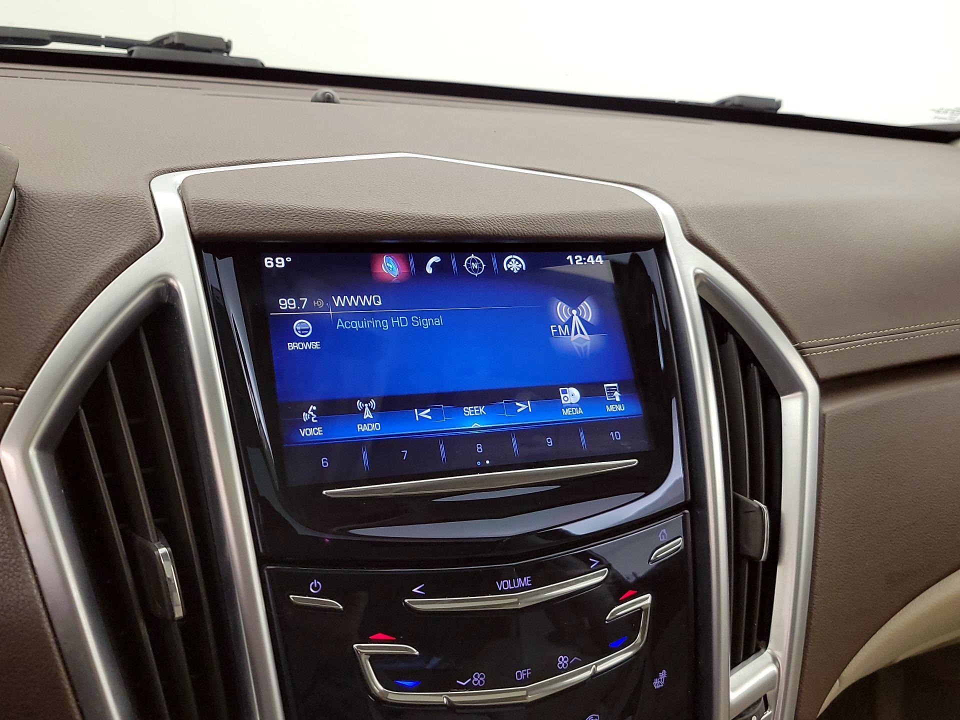 Thumbnail: 2016 Cadillac SRX - 16