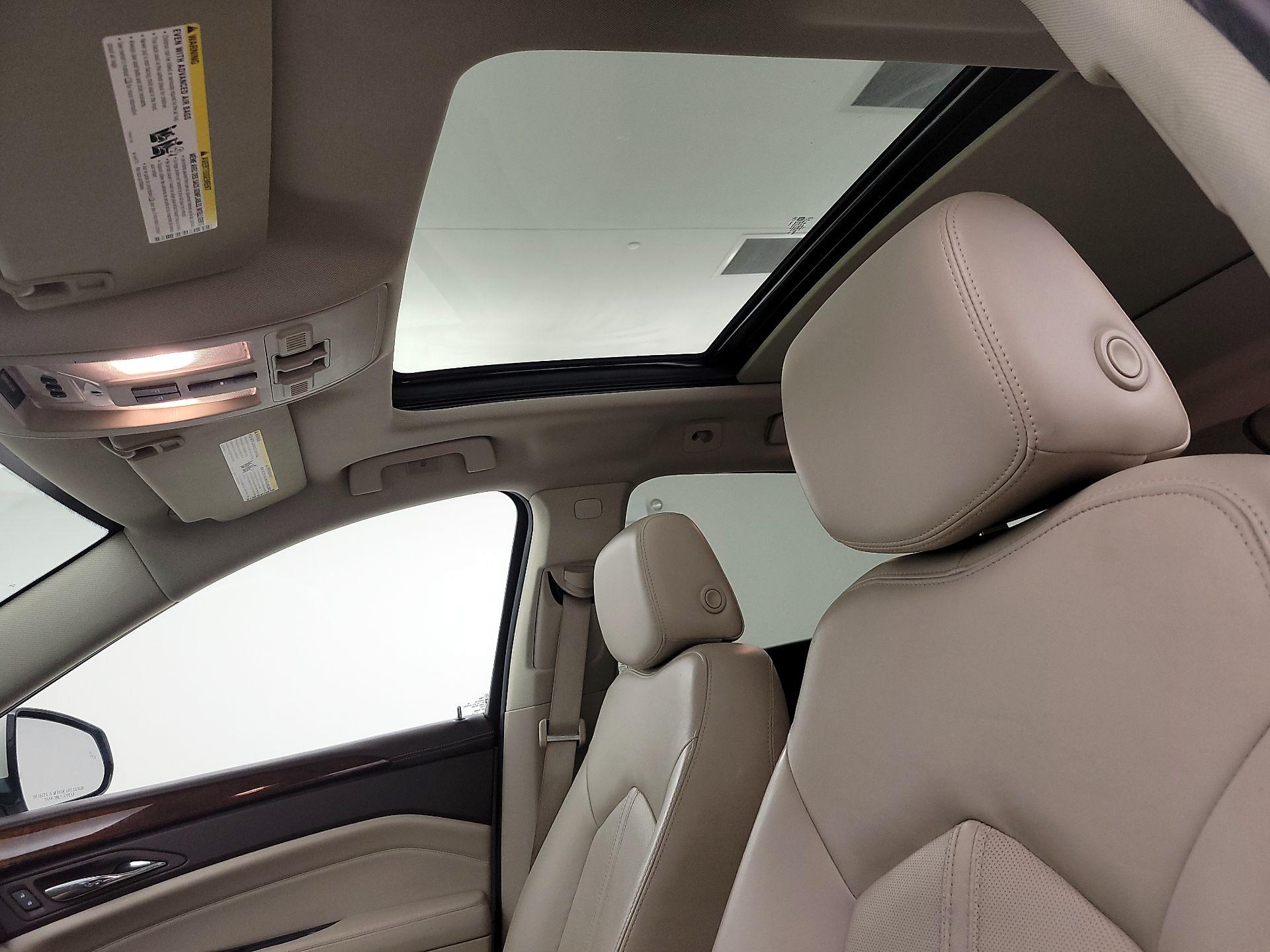 Thumbnail: 2016 Cadillac SRX - 20