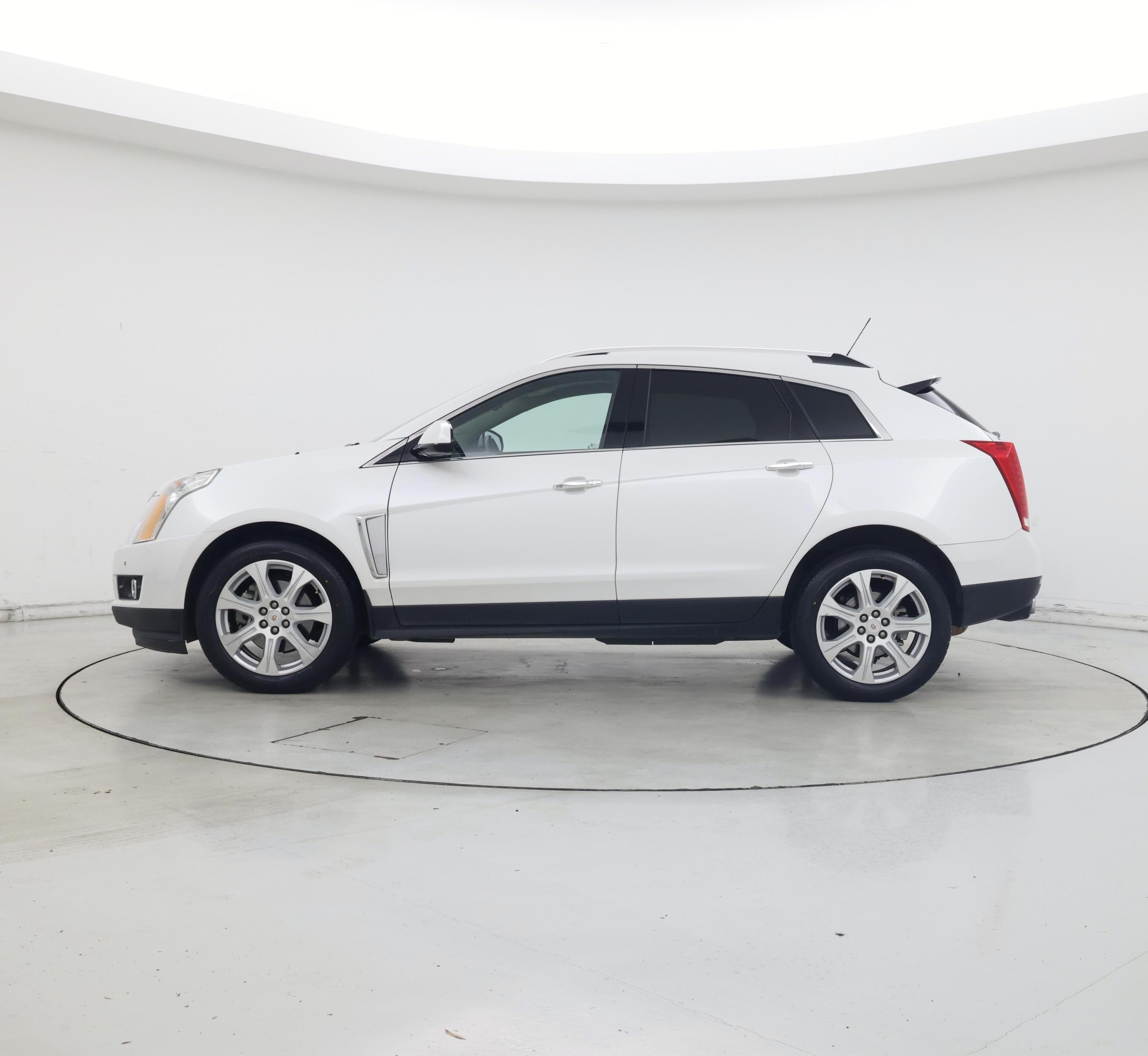 Thumbnail: 2016 Cadillac SRX - 3