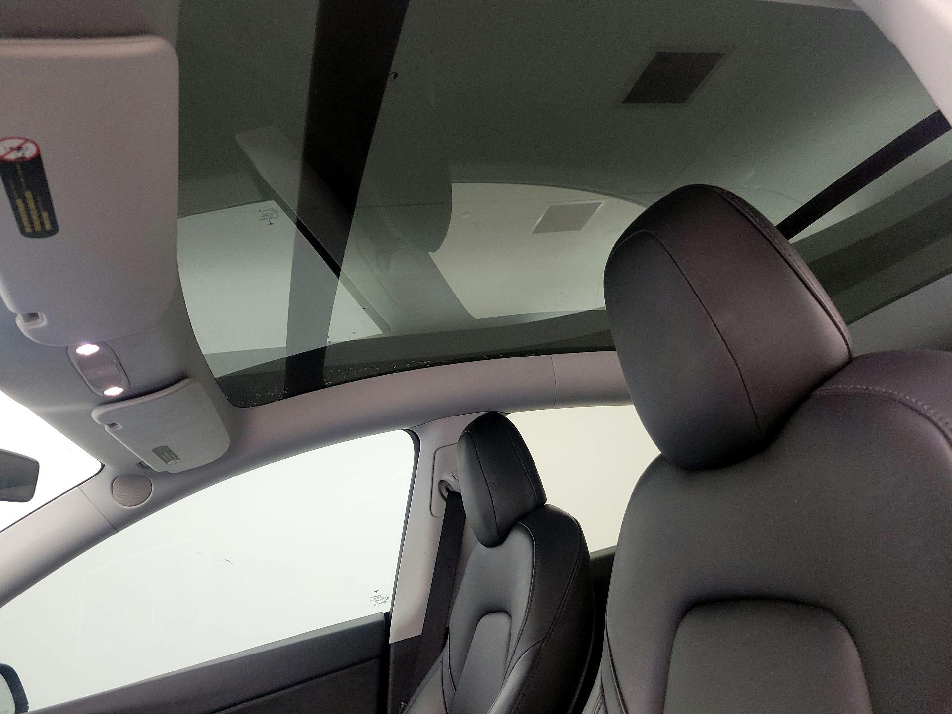 Thumbnail: 2021 Tesla Model Y - 18