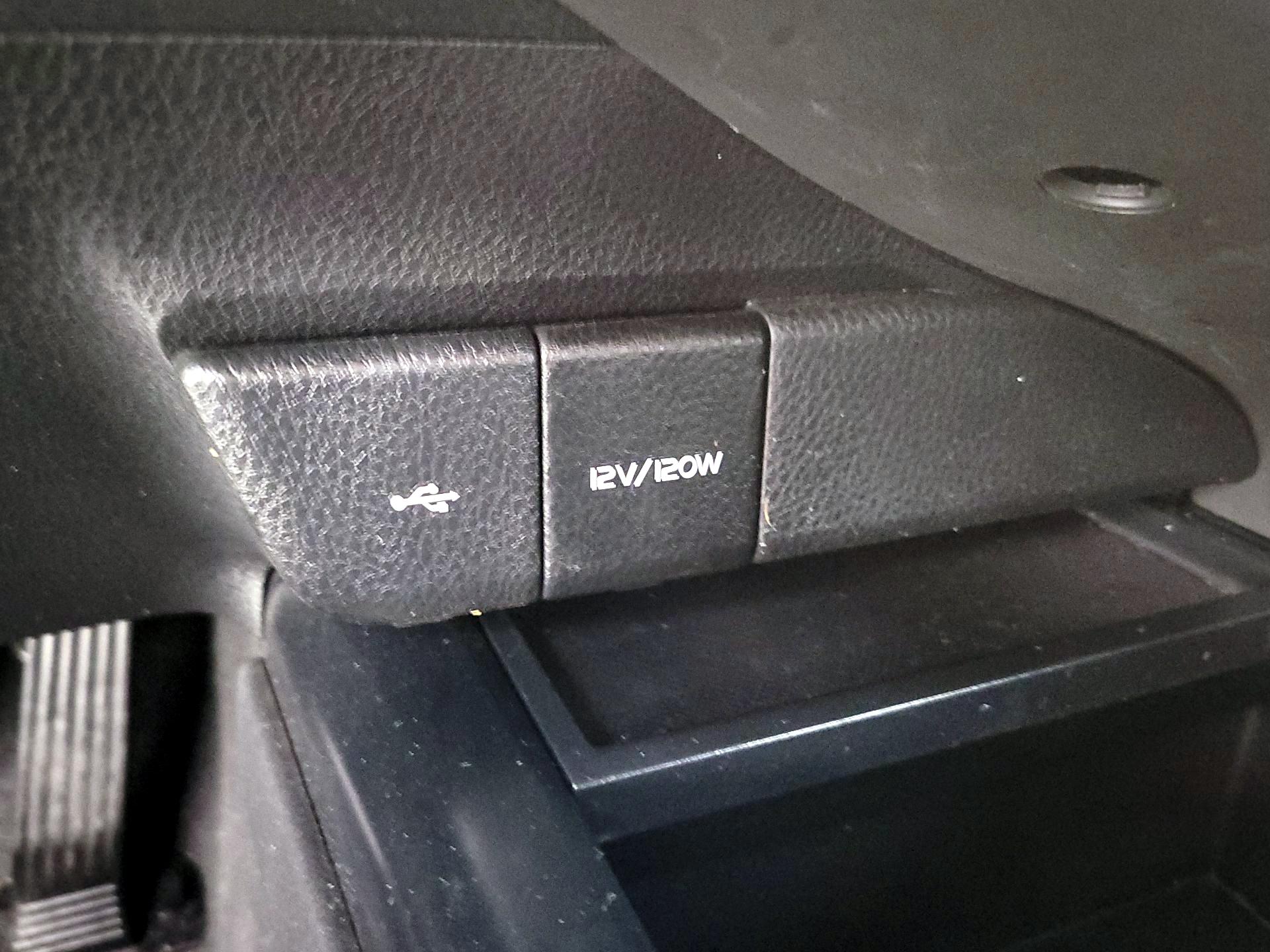 Thumbnail: 2020 Toyota Camry - 19