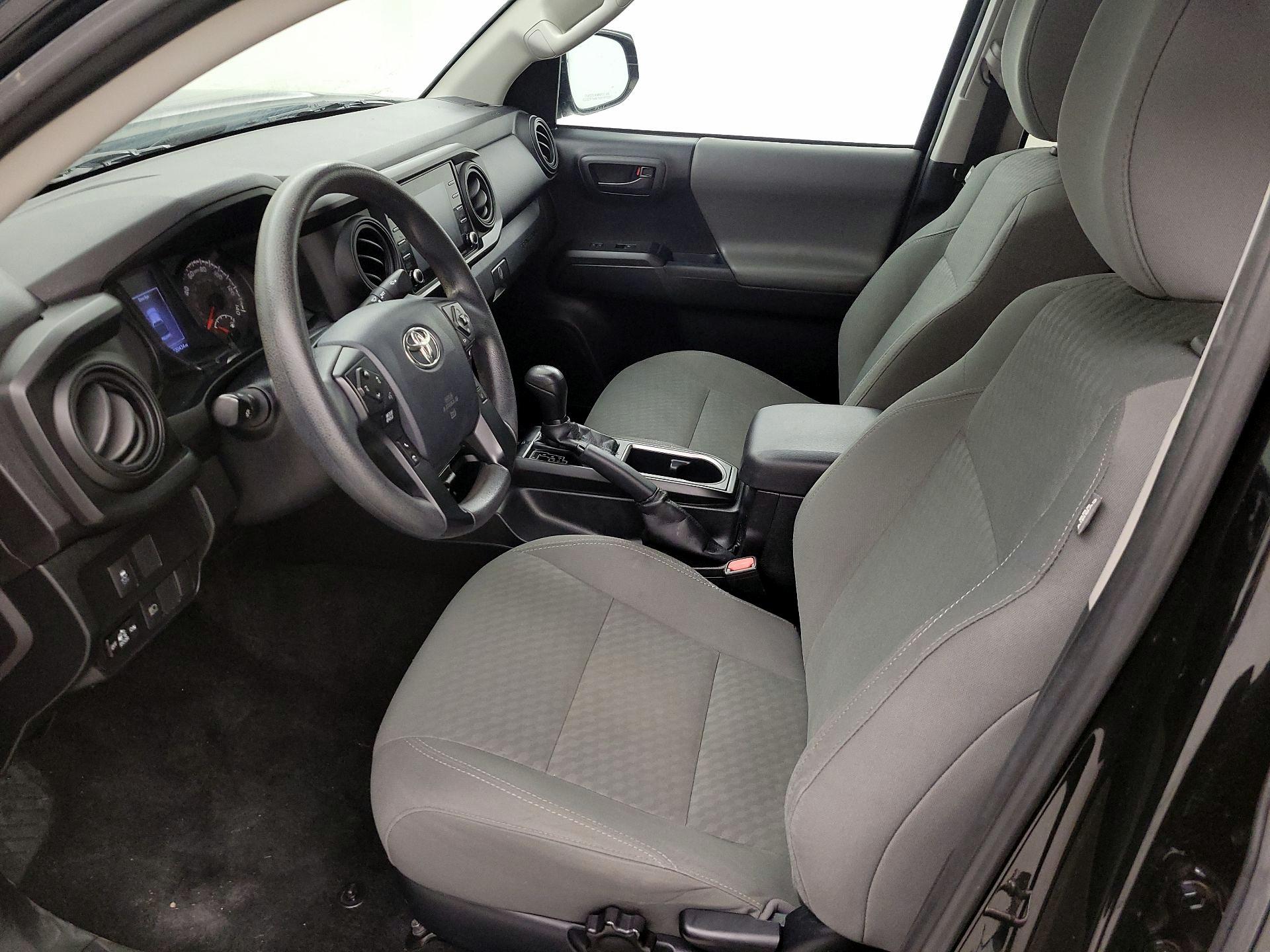 Thumbnail: 2020 Toyota Tacoma - 11