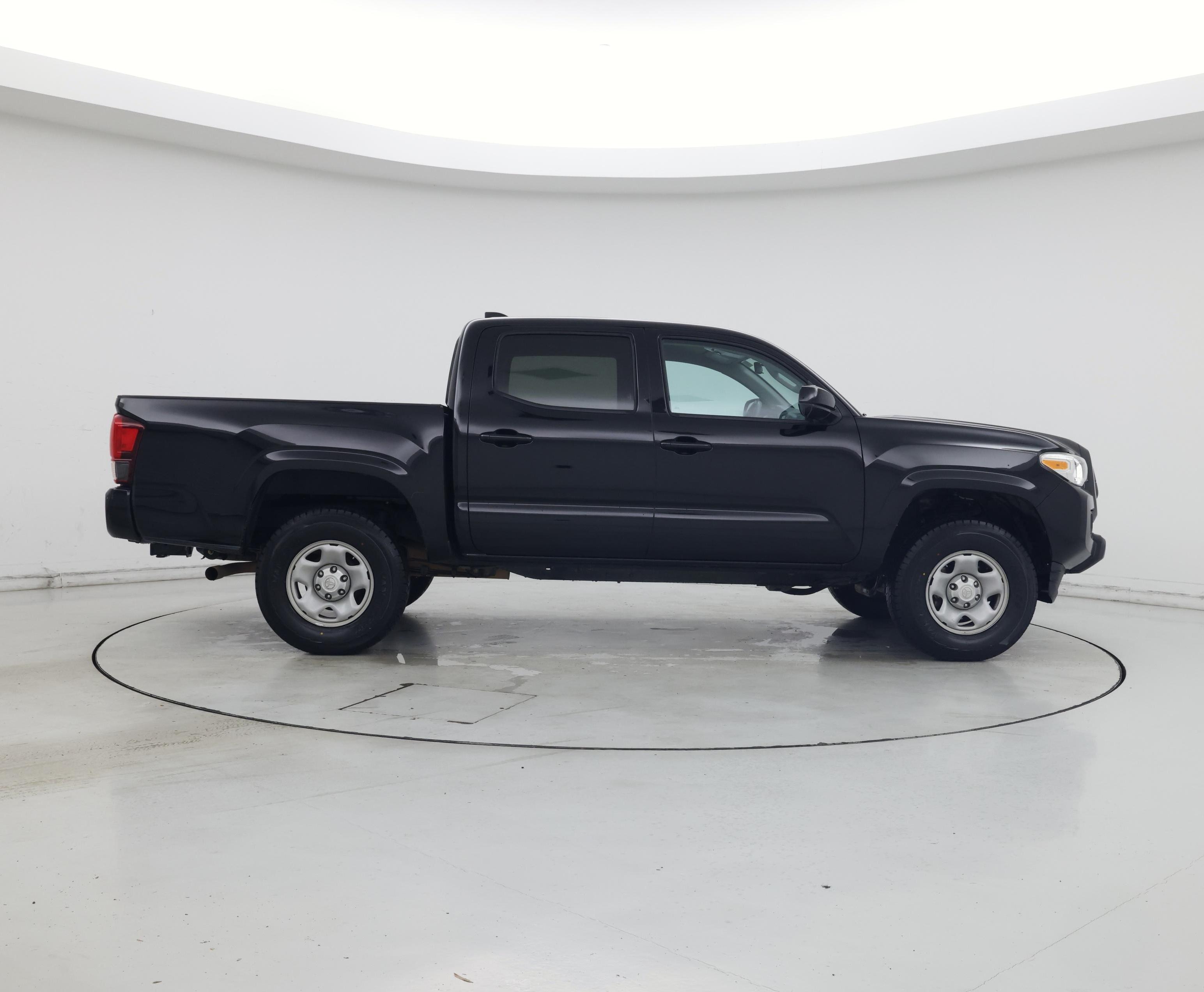 Thumbnail: 2020 Toyota Tacoma - 7