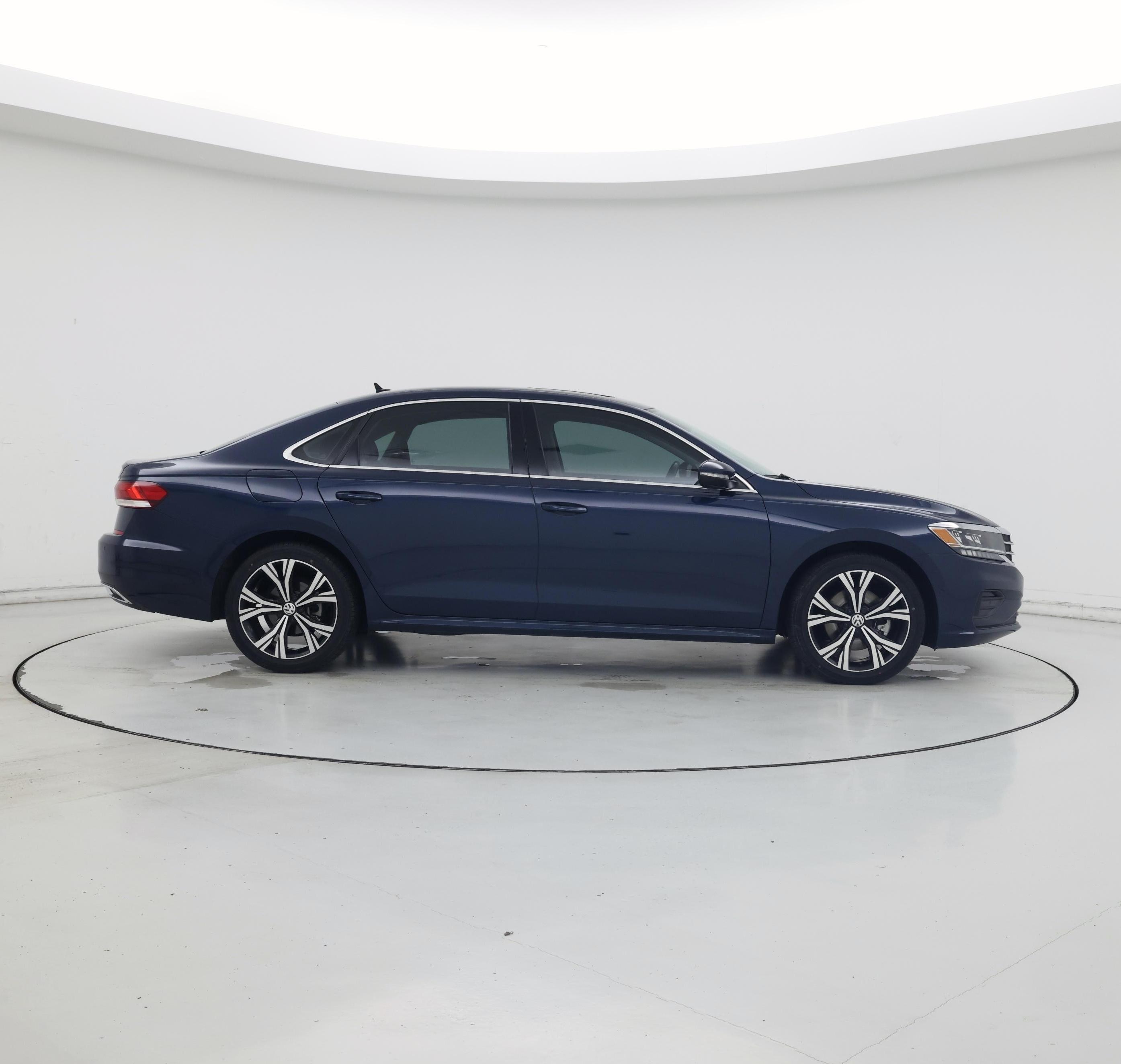 Thumbnail: 2020 Volkswagen Passat - 7