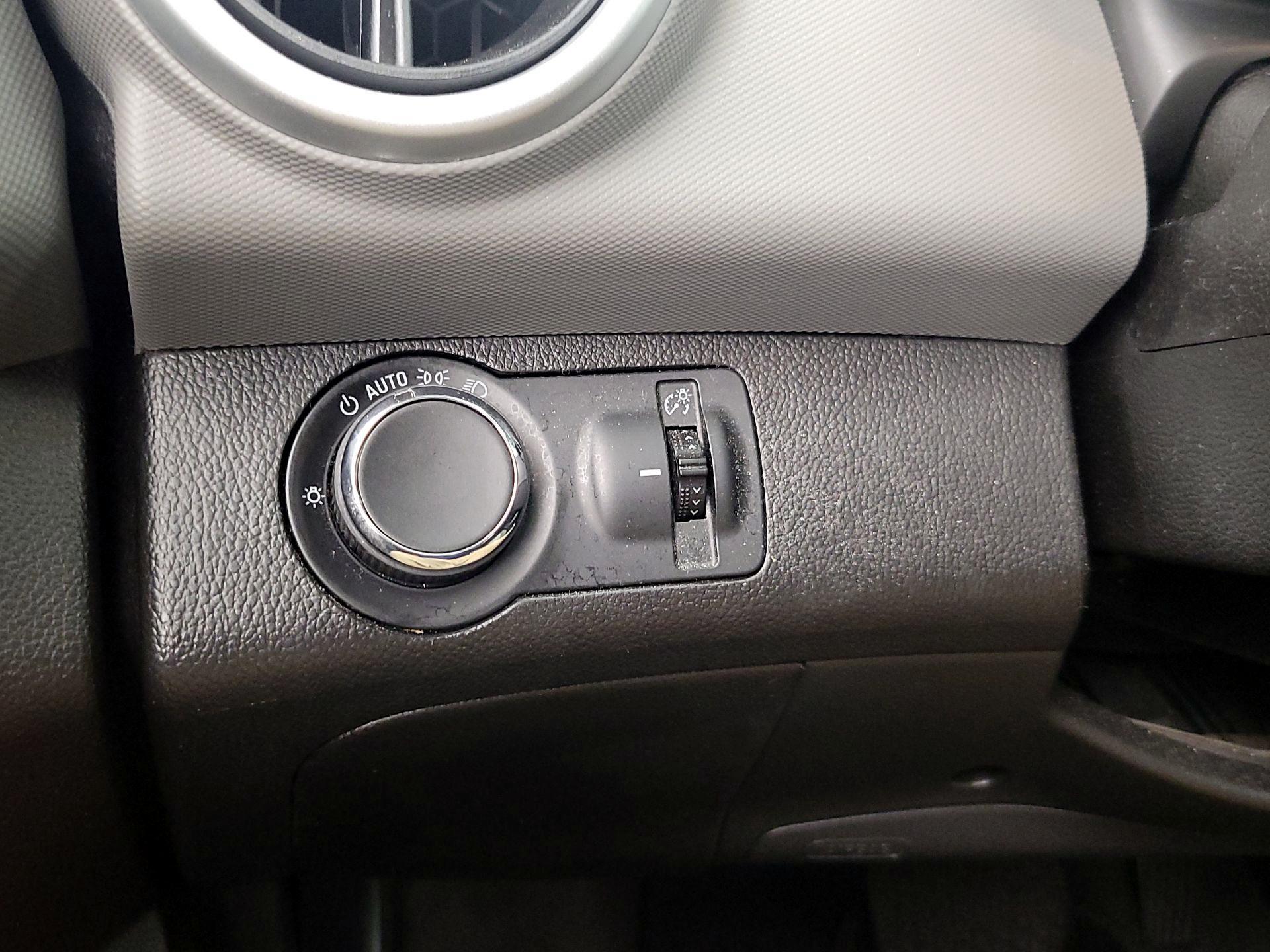 Thumbnail: 2020 Chevrolet Sonic - 13