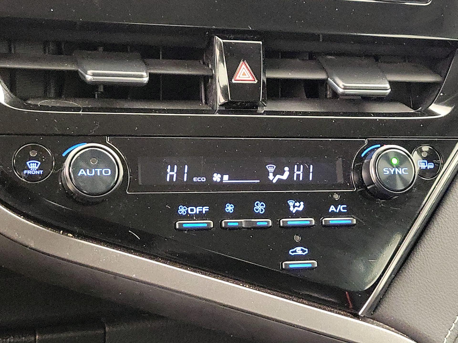 Thumbnail: 2024 Toyota Camry - 16