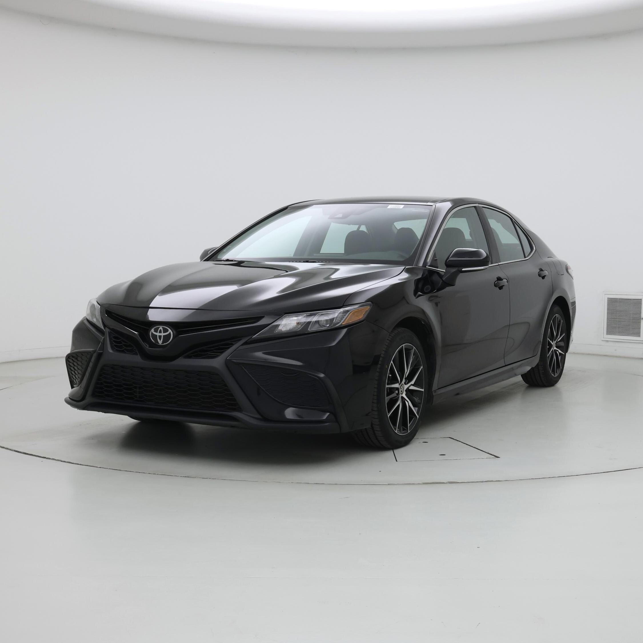 Thumbnail: 2024 Toyota Camry - 4