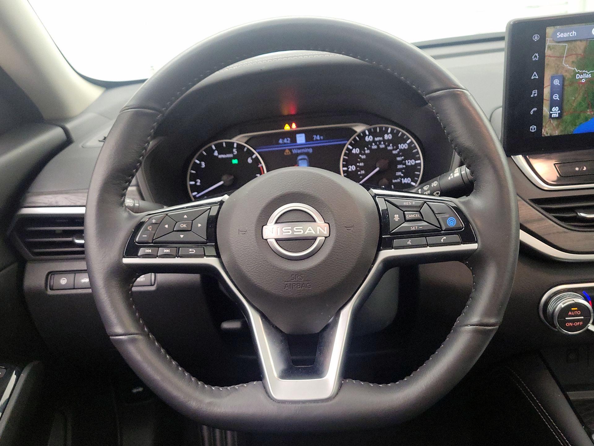 Thumbnail: 2023 Nissan Altima - 10