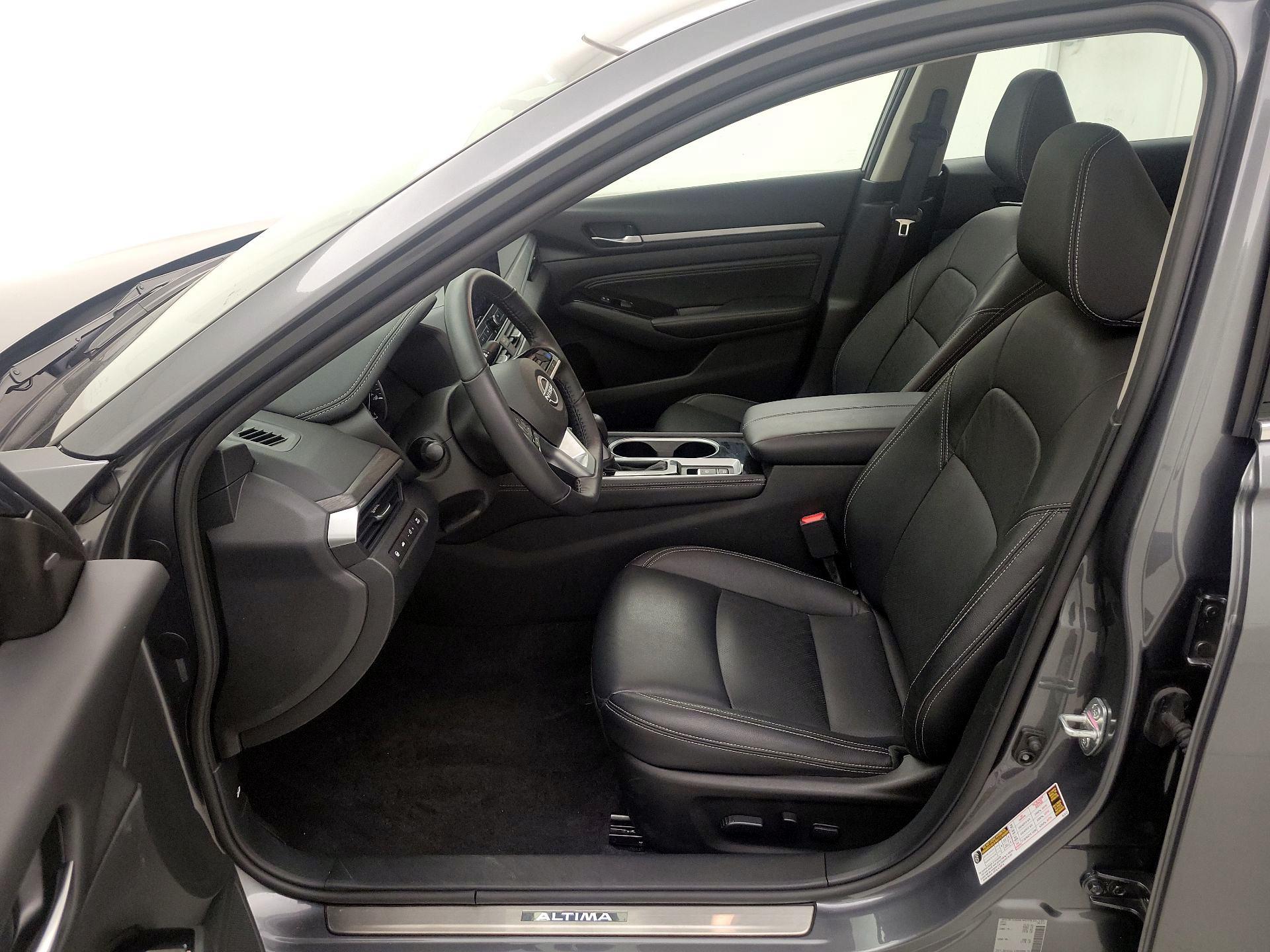 Thumbnail: 2023 Nissan Altima - 11