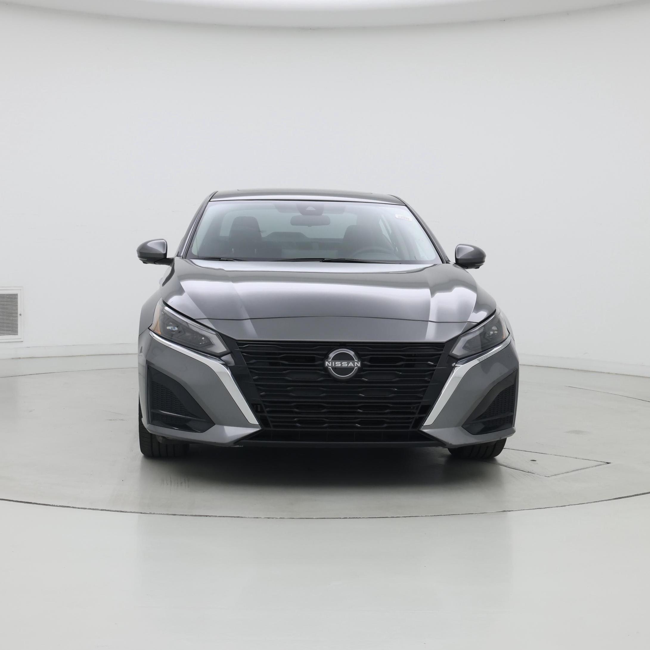 Thumbnail: 2023 Nissan Altima - 5