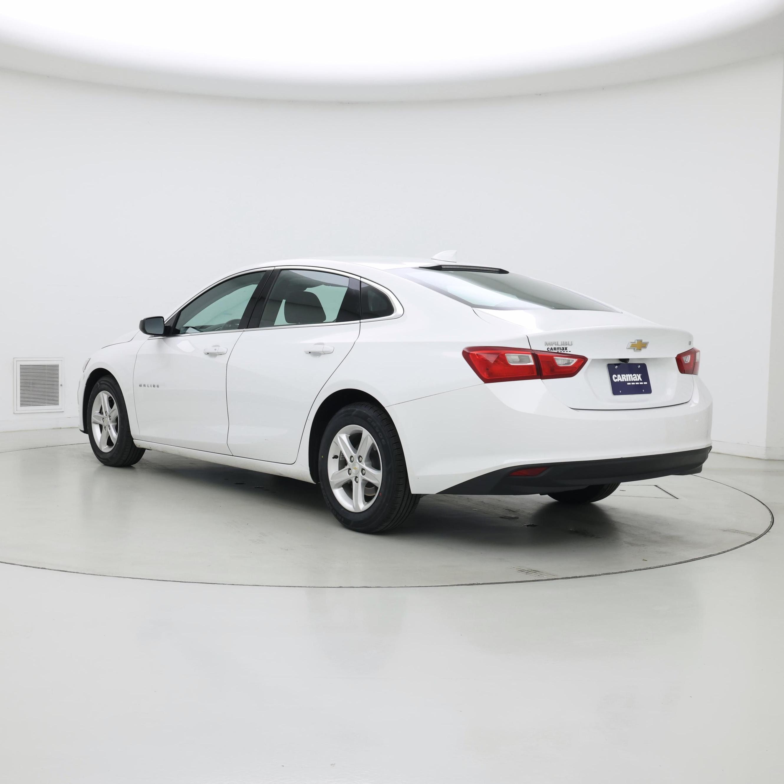 Thumbnail: 2023 Chevrolet Malibu - 2