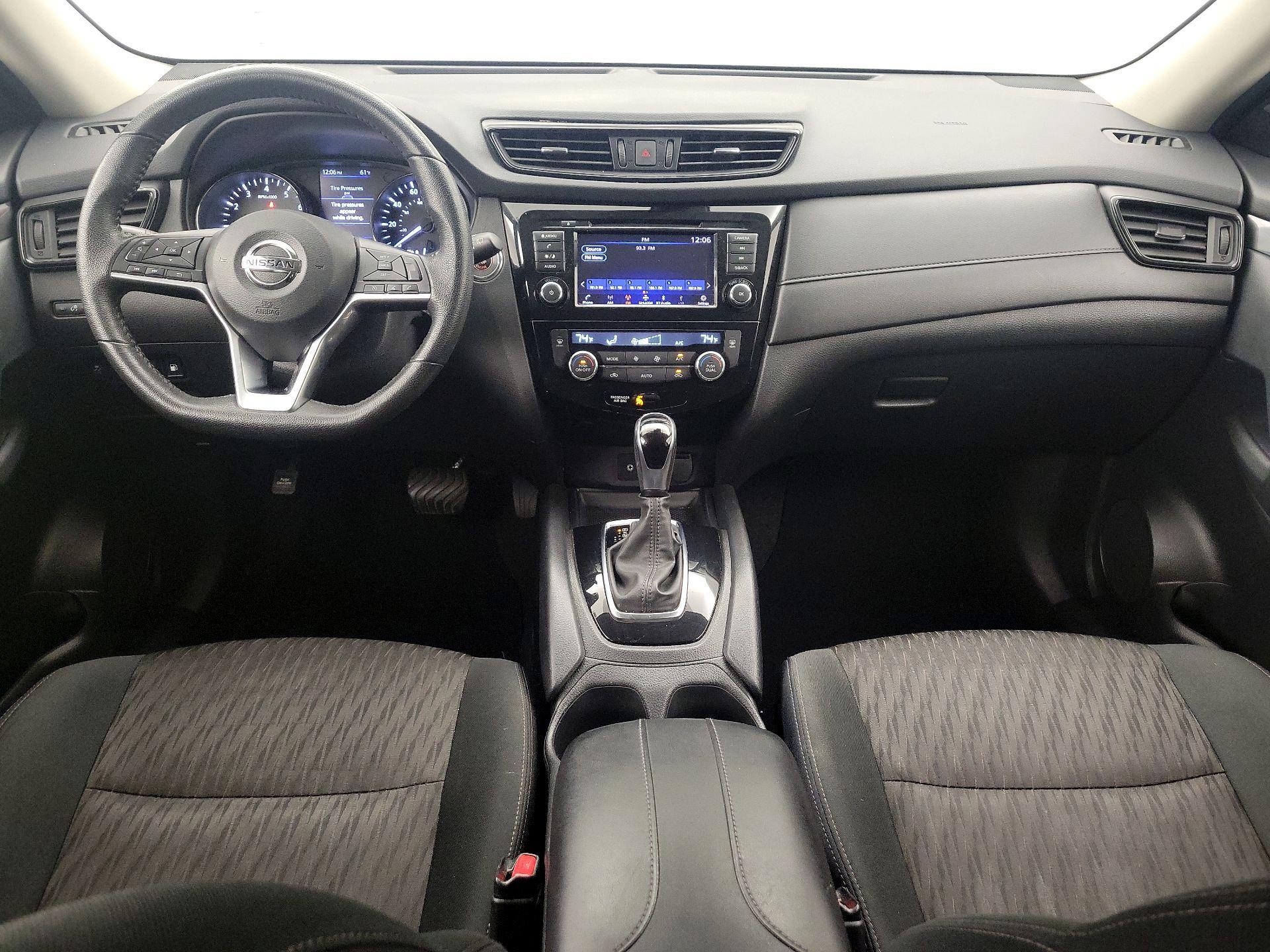 Thumbnail: 2020 Nissan Rogue - 9