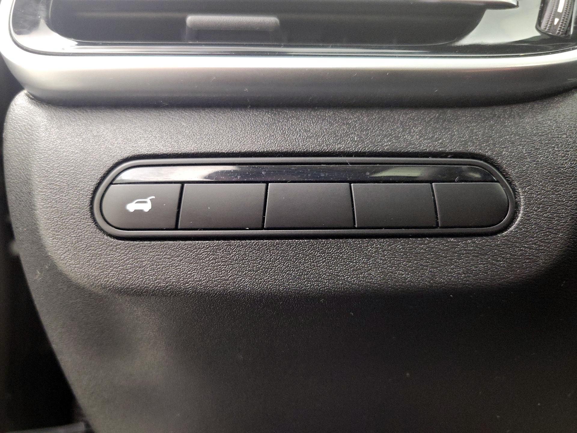 Thumbnail: 2023 INFINITI QX60 - 13