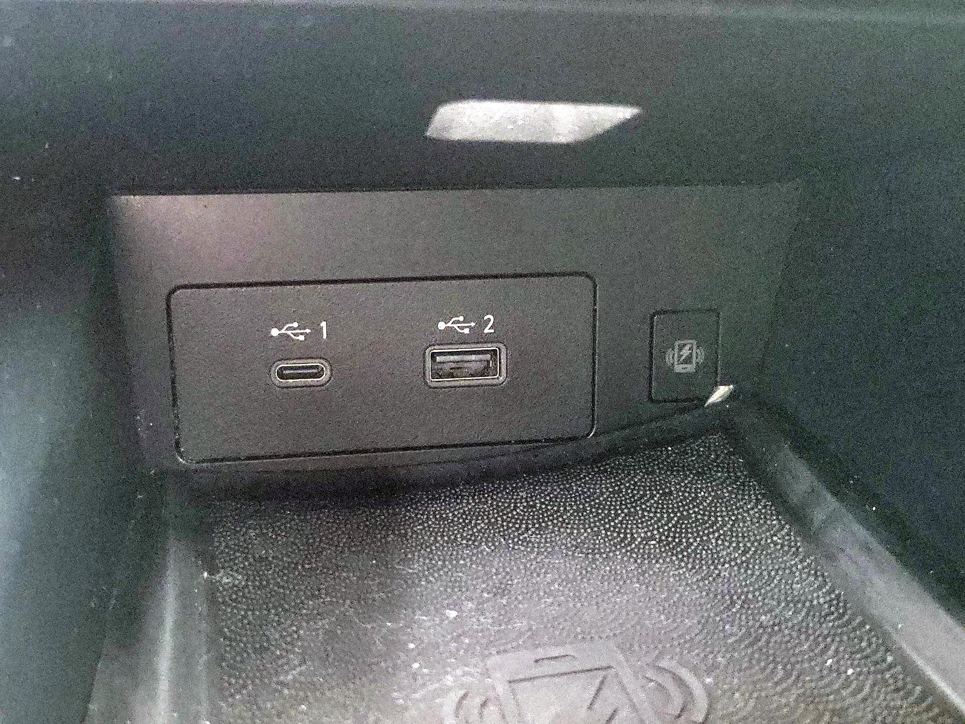 Thumbnail: 2023 INFINITI QX60 - 18