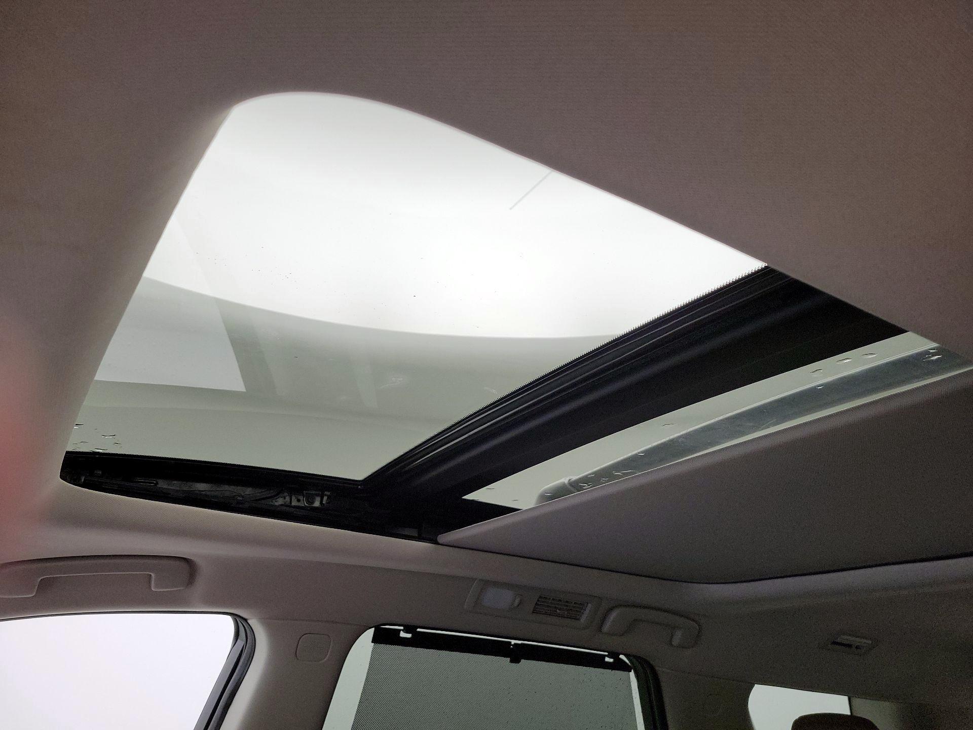 Thumbnail: 2023 Nissan Pathfinder - 20