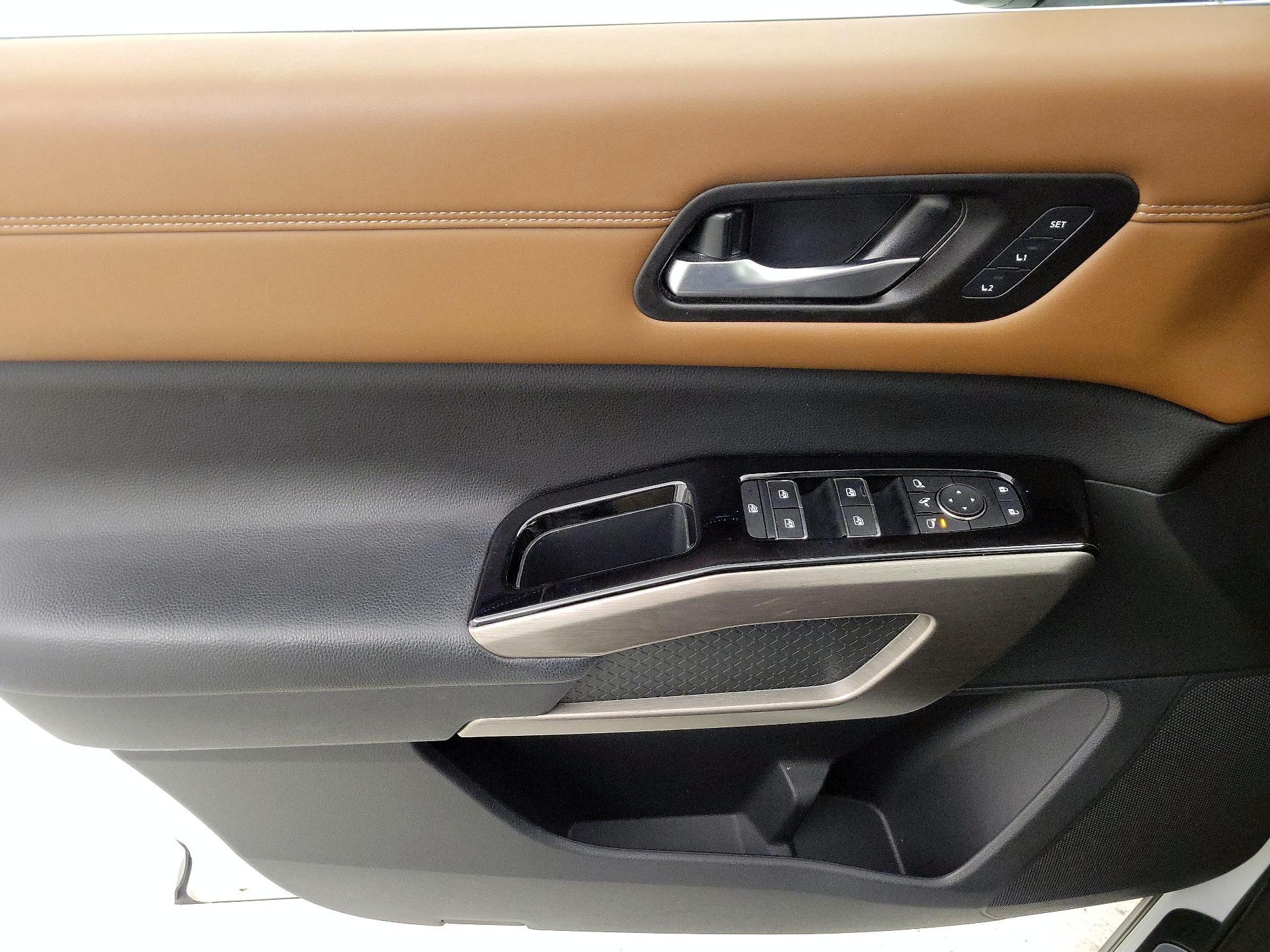 Thumbnail: 2023 Nissan Pathfinder - 12