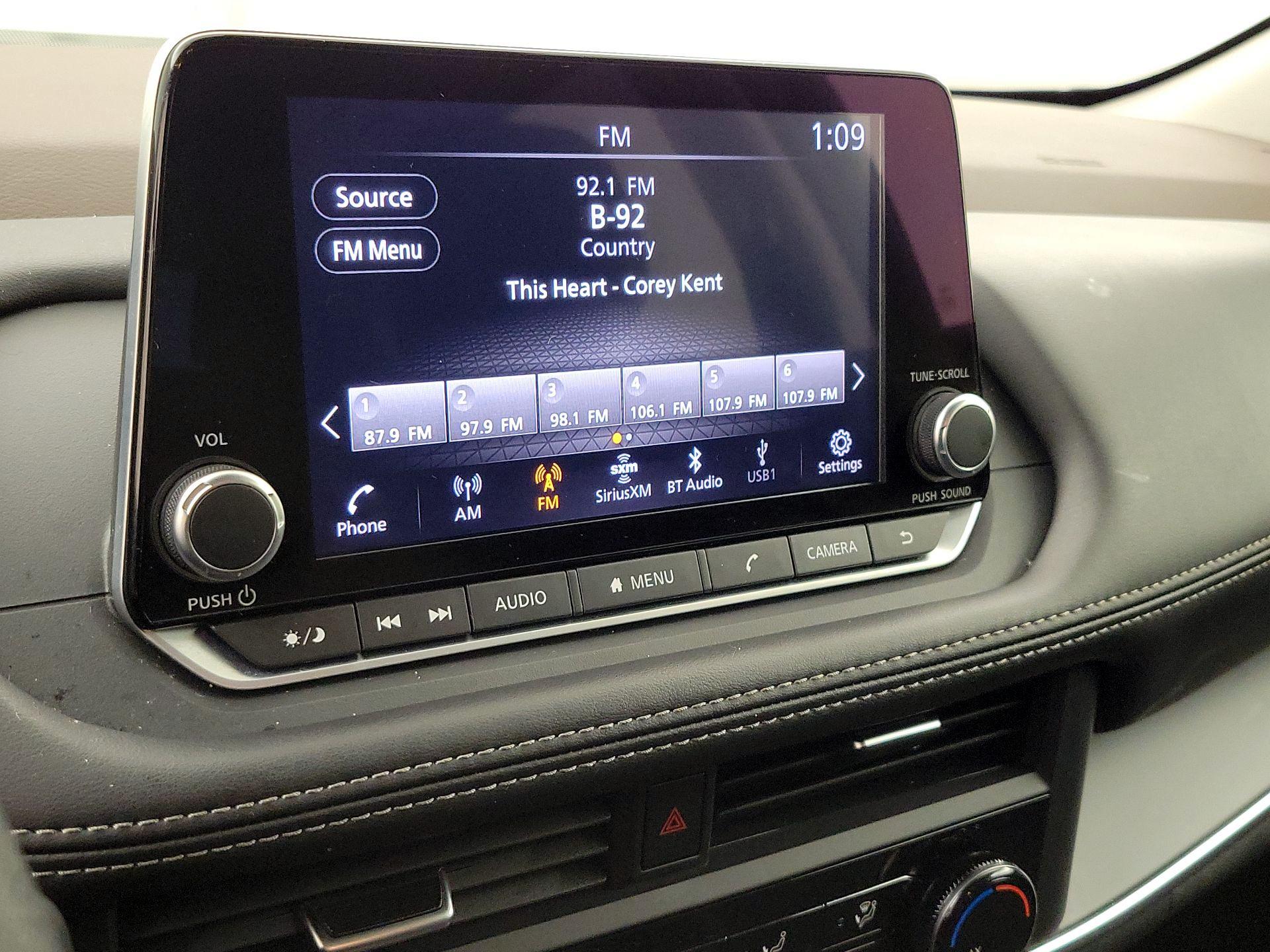 Thumbnail: 2023 Nissan Rogue - 15