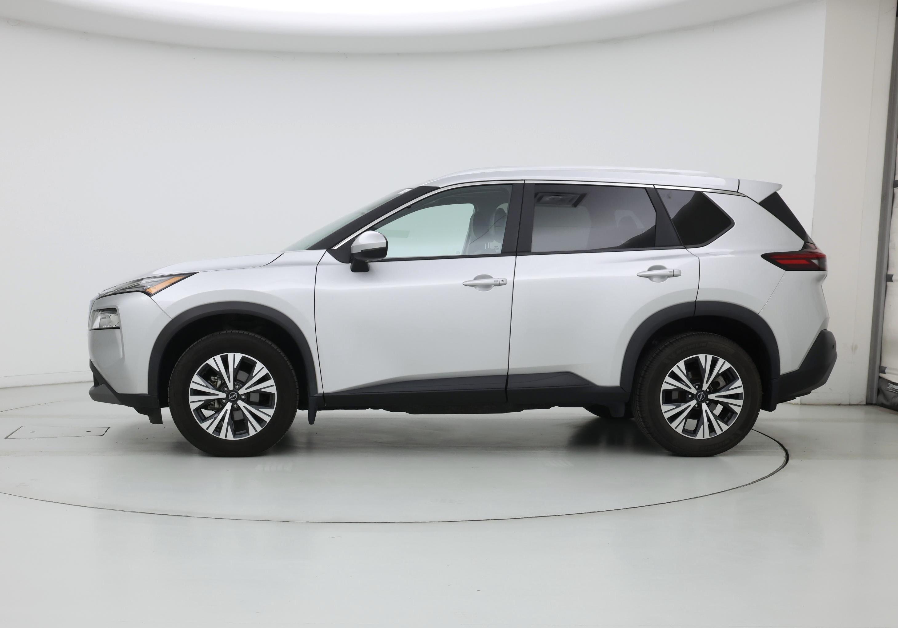 Thumbnail: 2023 Nissan Rogue - 3