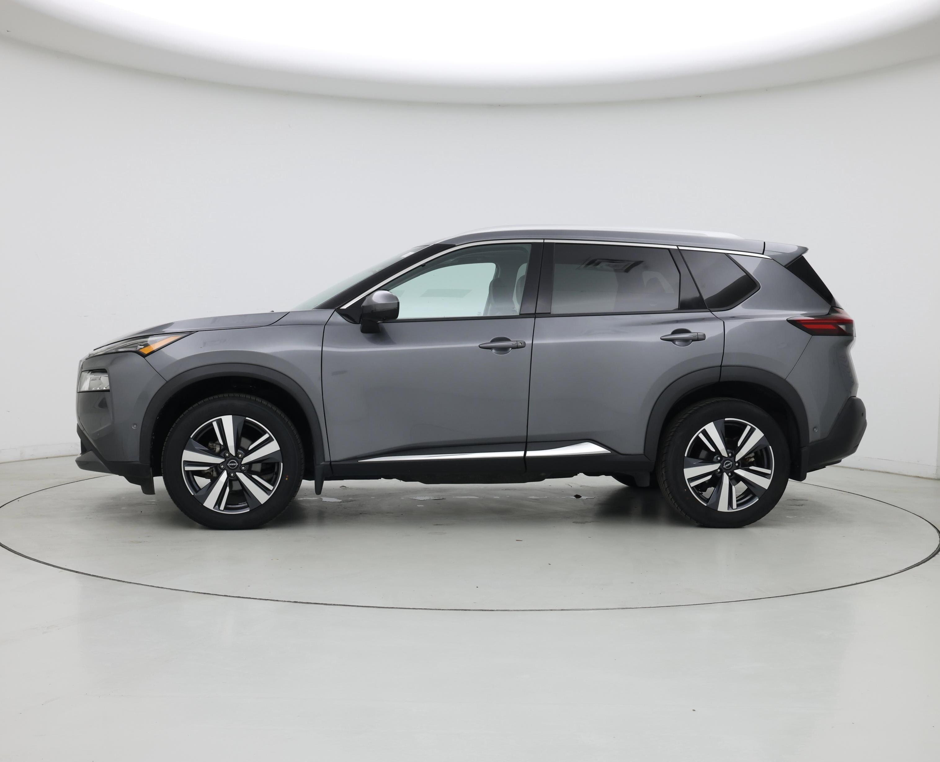 Thumbnail: 2023 Nissan Rogue - 3