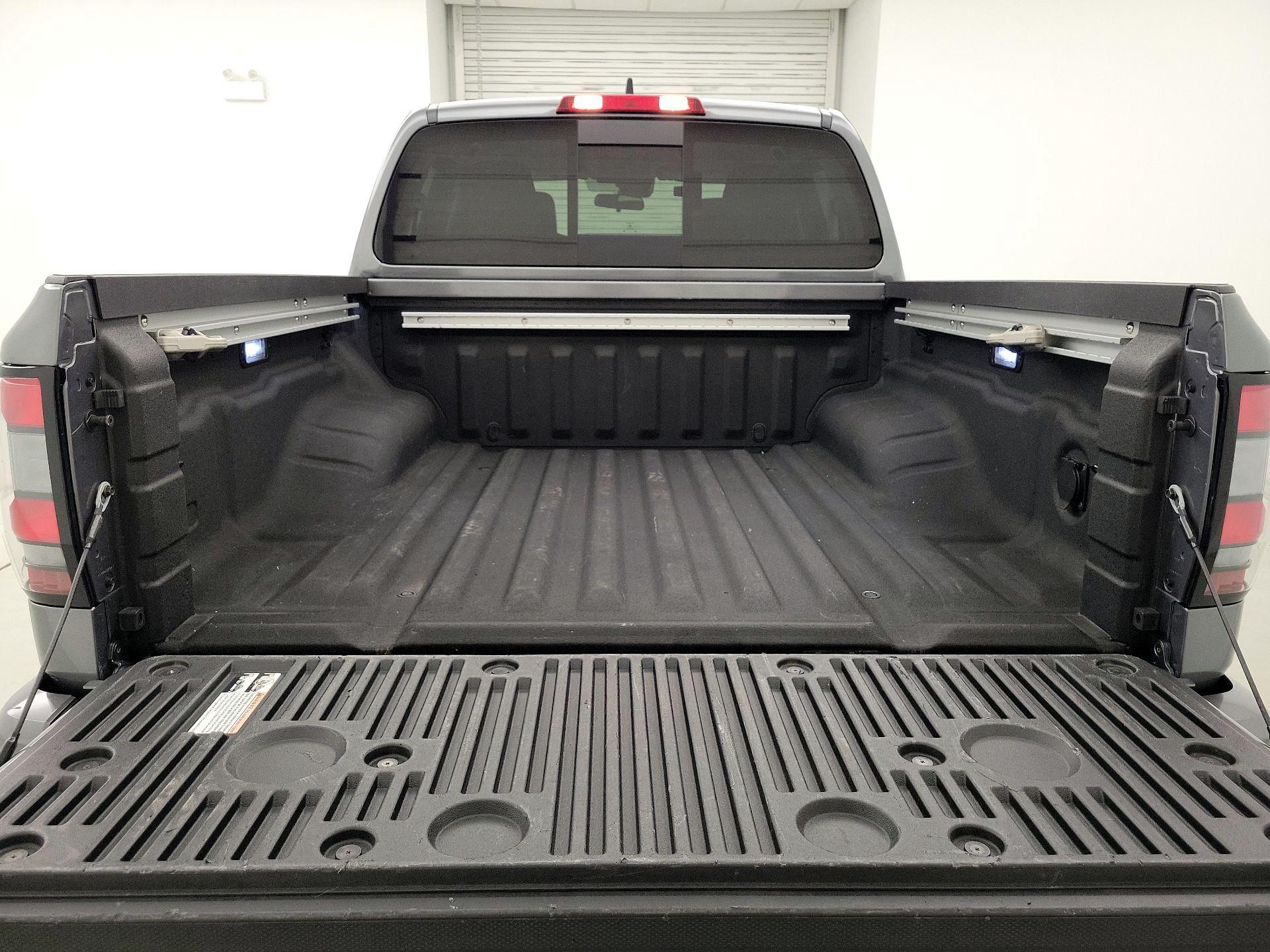 Thumbnail: 2024 Nissan Frontier - 20