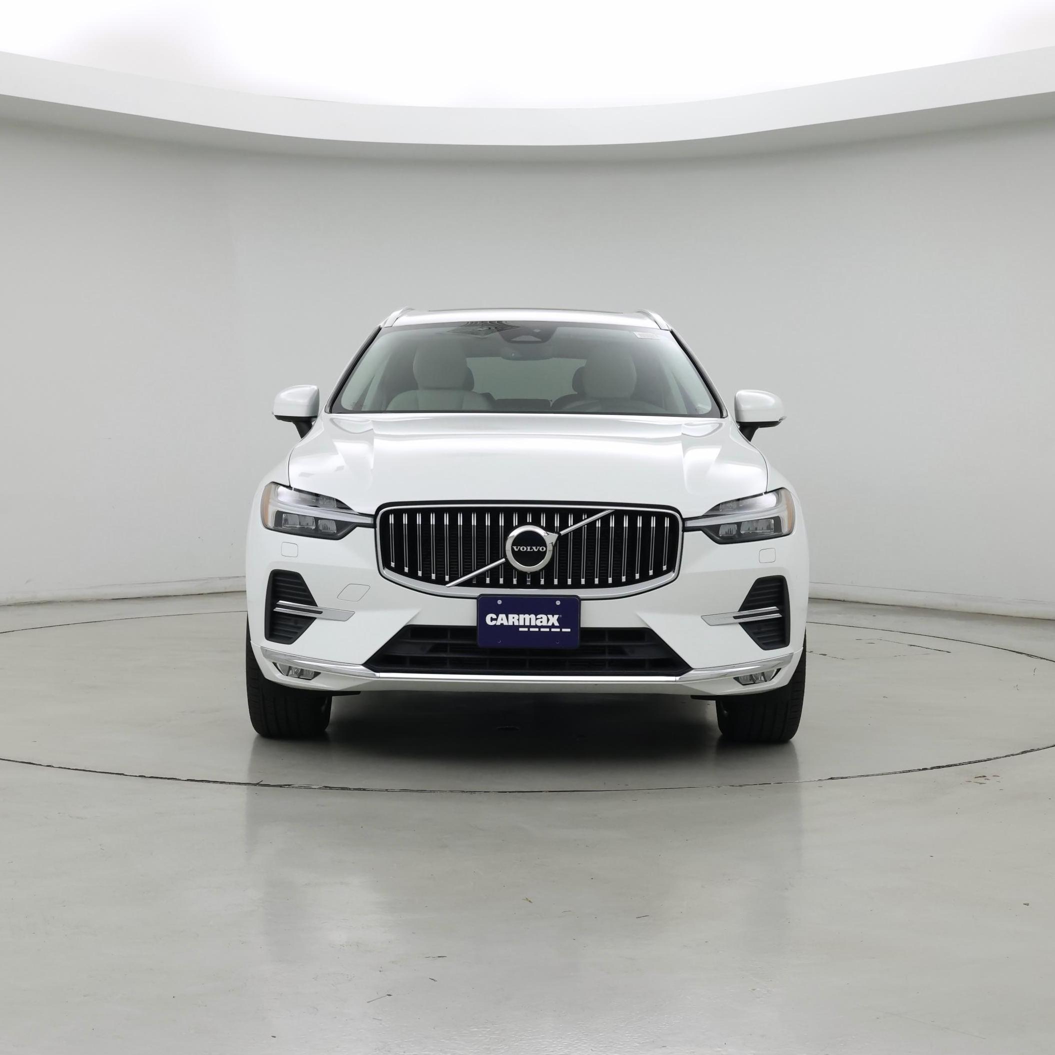 Thumbnail: 2022 Volvo XC60 - 5