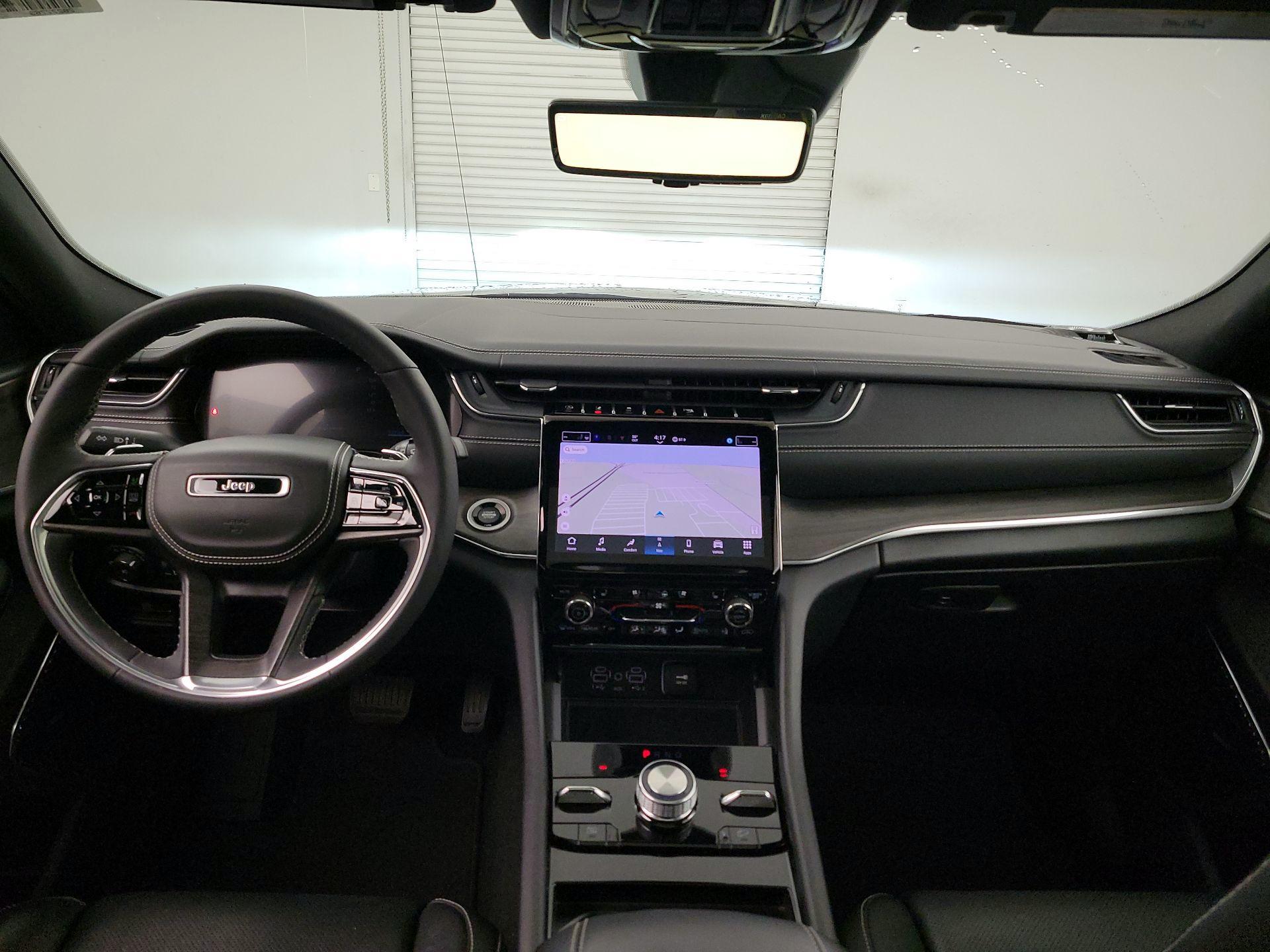 Thumbnail: 2023 Jeep Grand Cherokee - 9