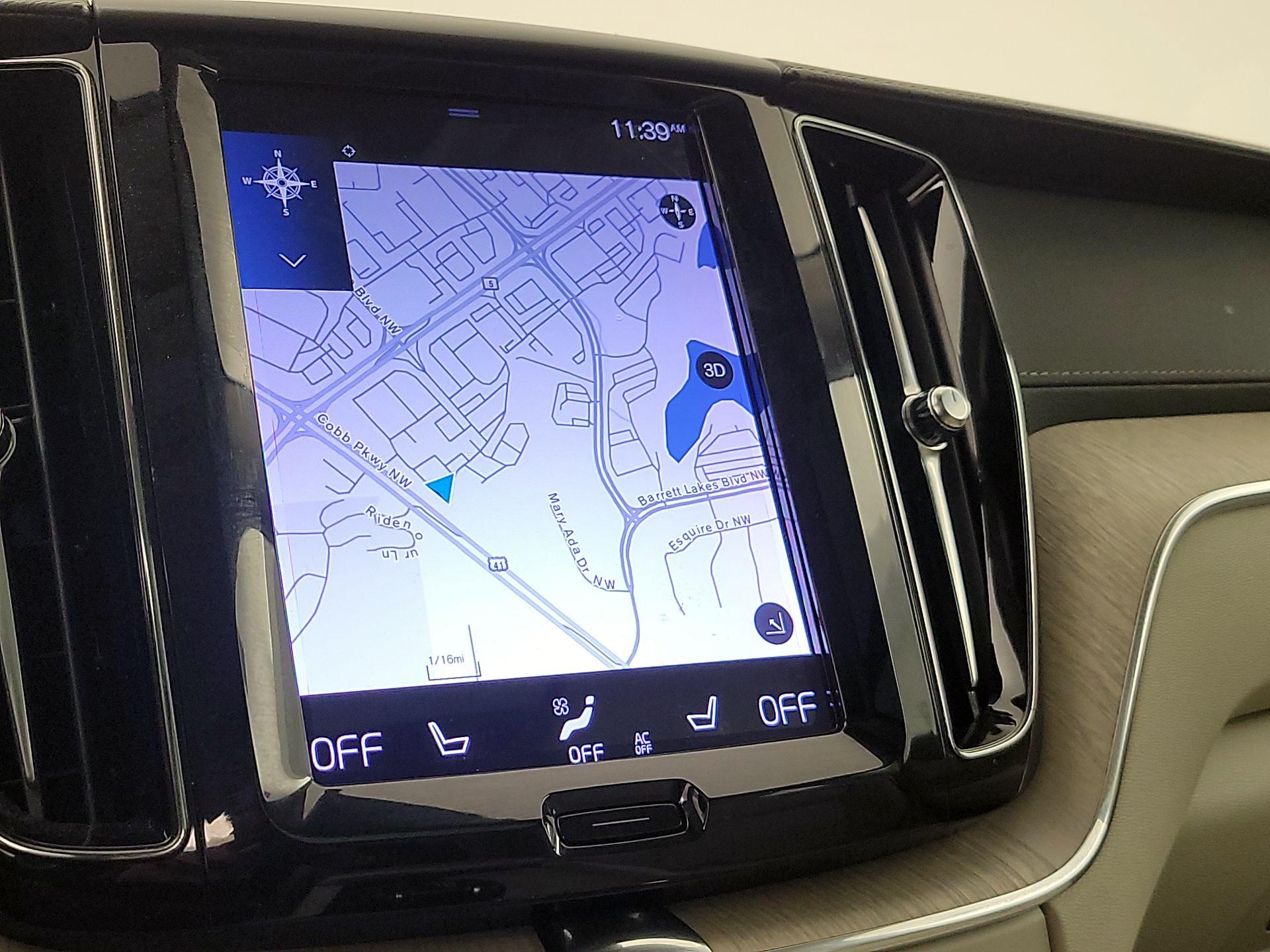 Thumbnail: 2021 Volvo XC60 - 14