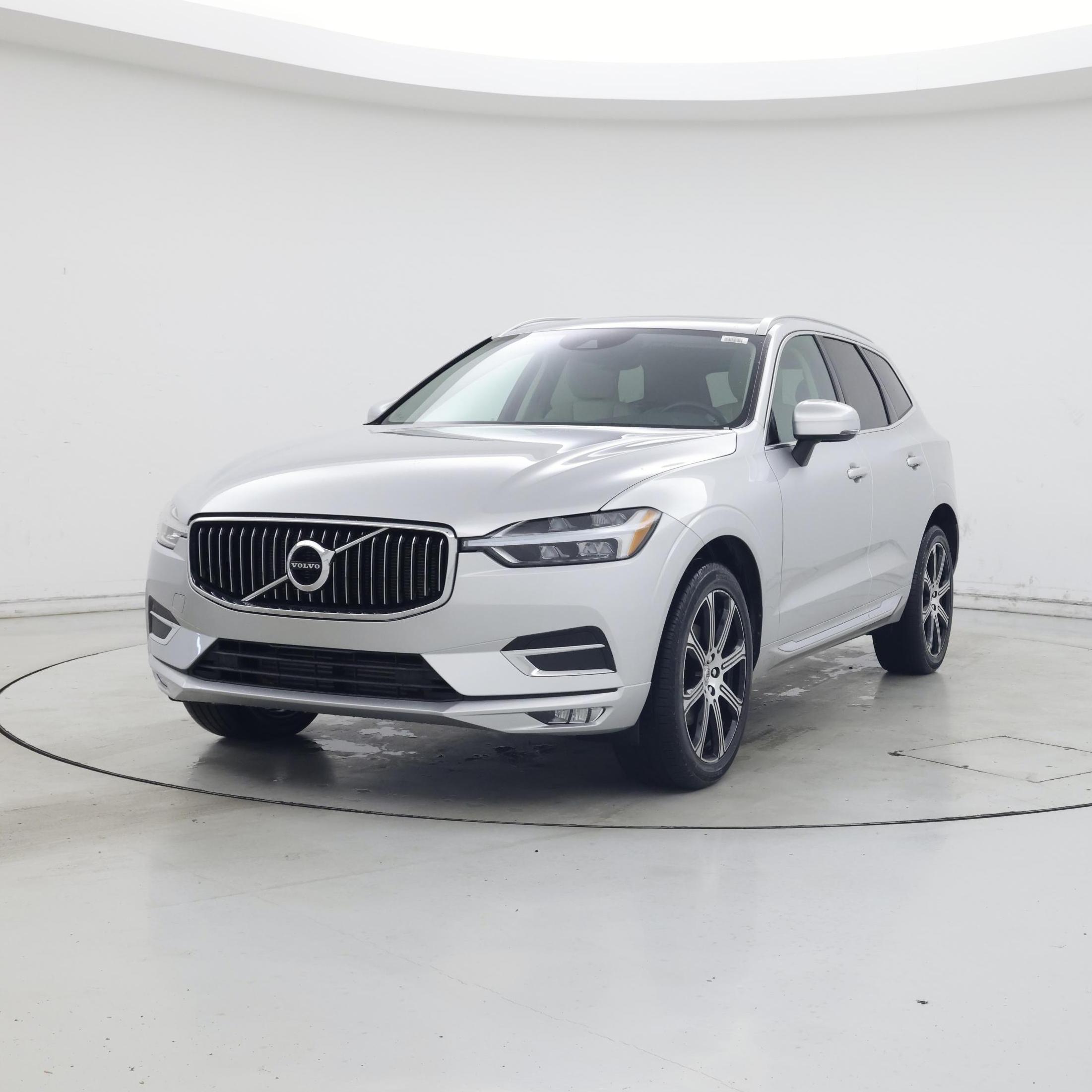 Thumbnail: 2021 Volvo XC60 - 4