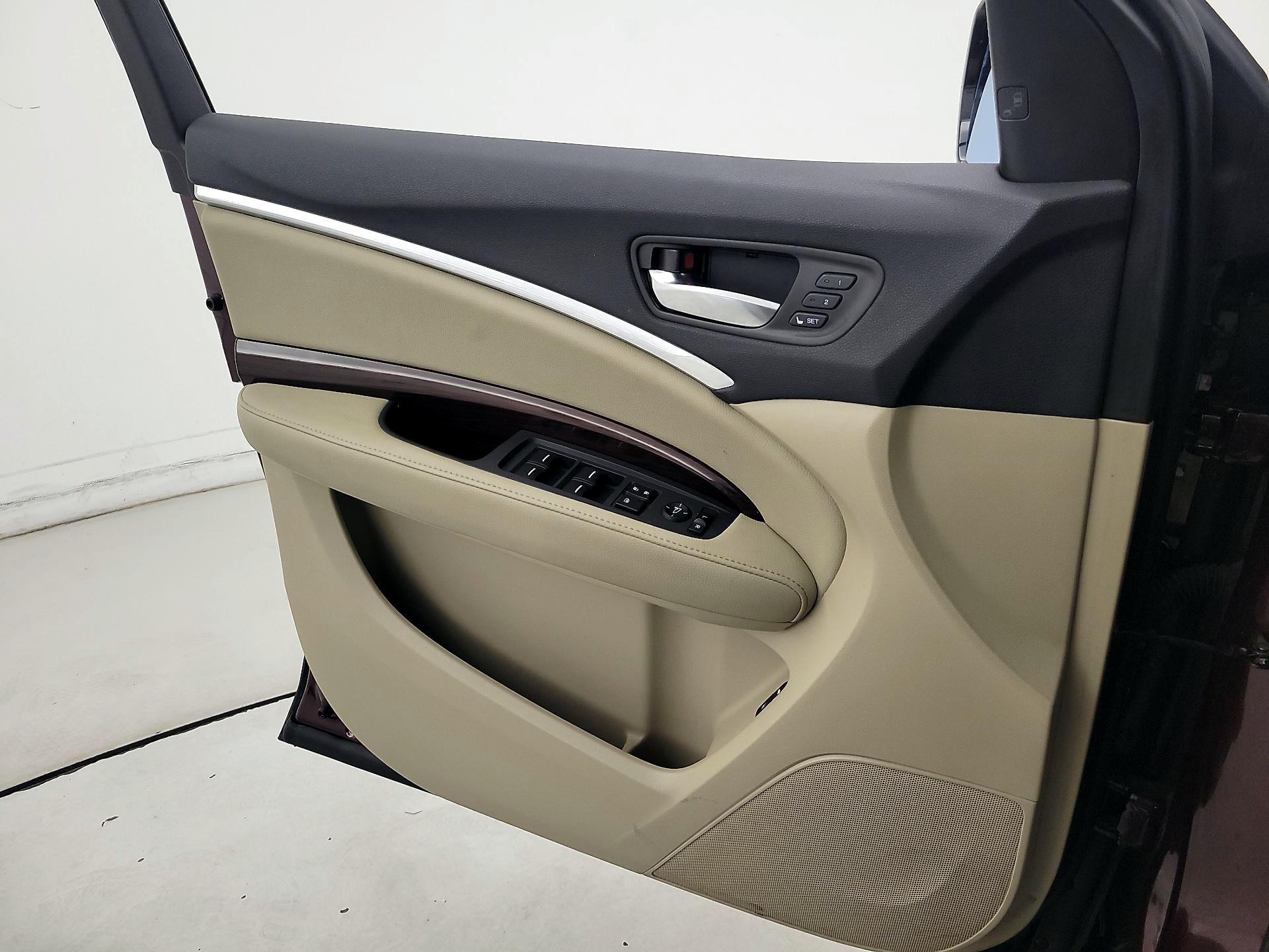 Thumbnail: 2016 Acura MDX - 12