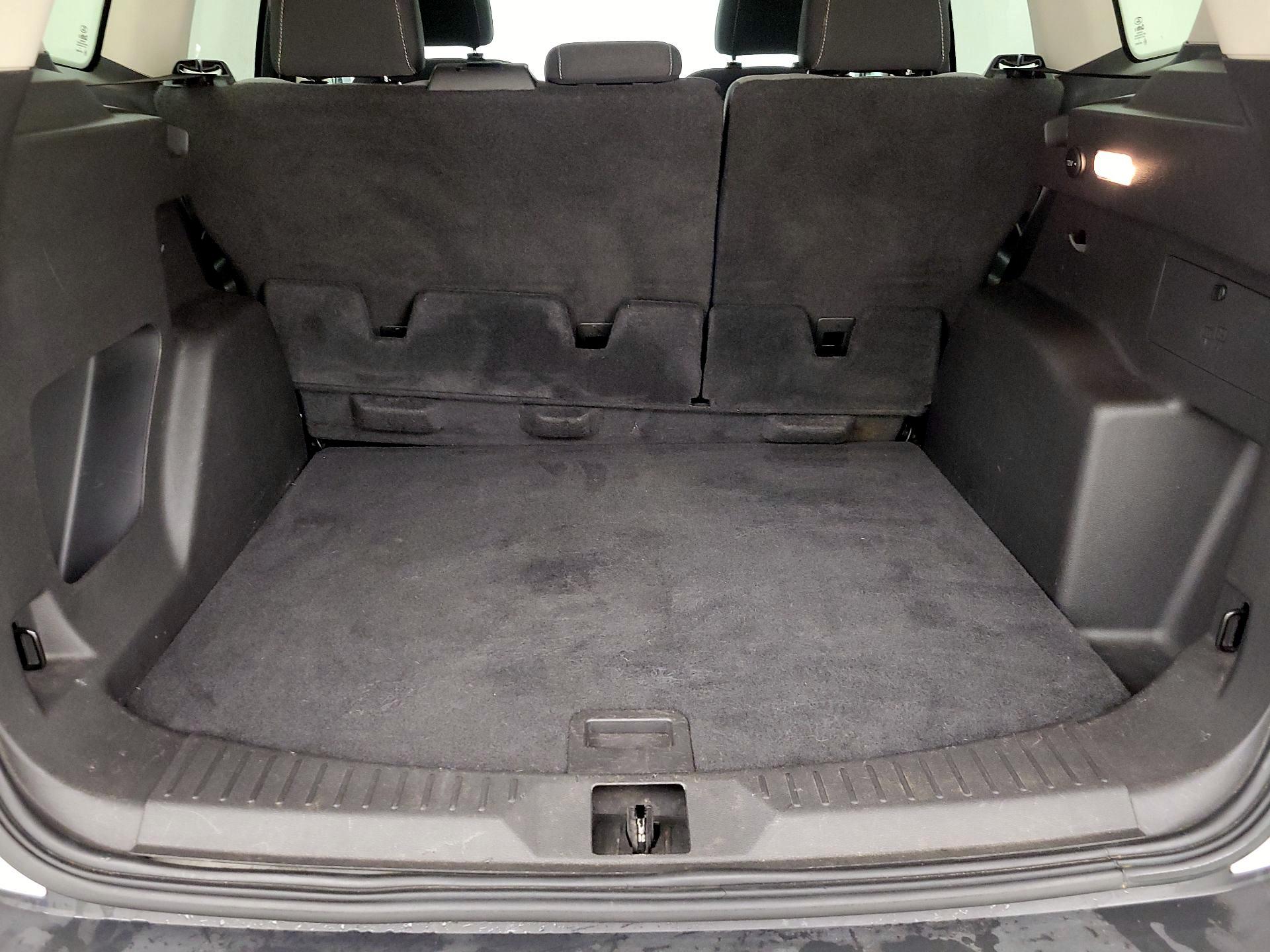 Thumbnail: 2015 Ford Escape - 20