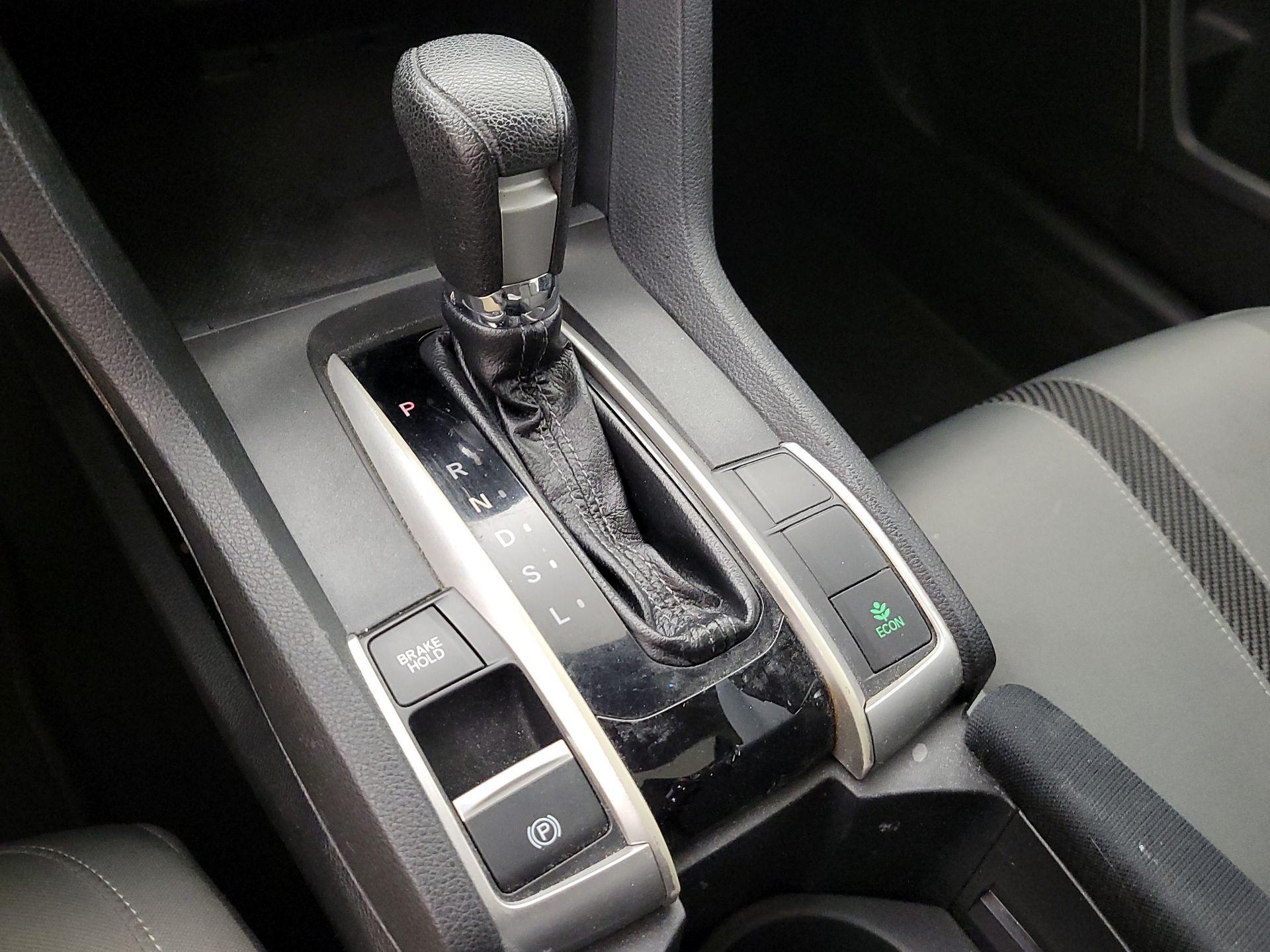 Thumbnail: 2017 Honda Civic - 17